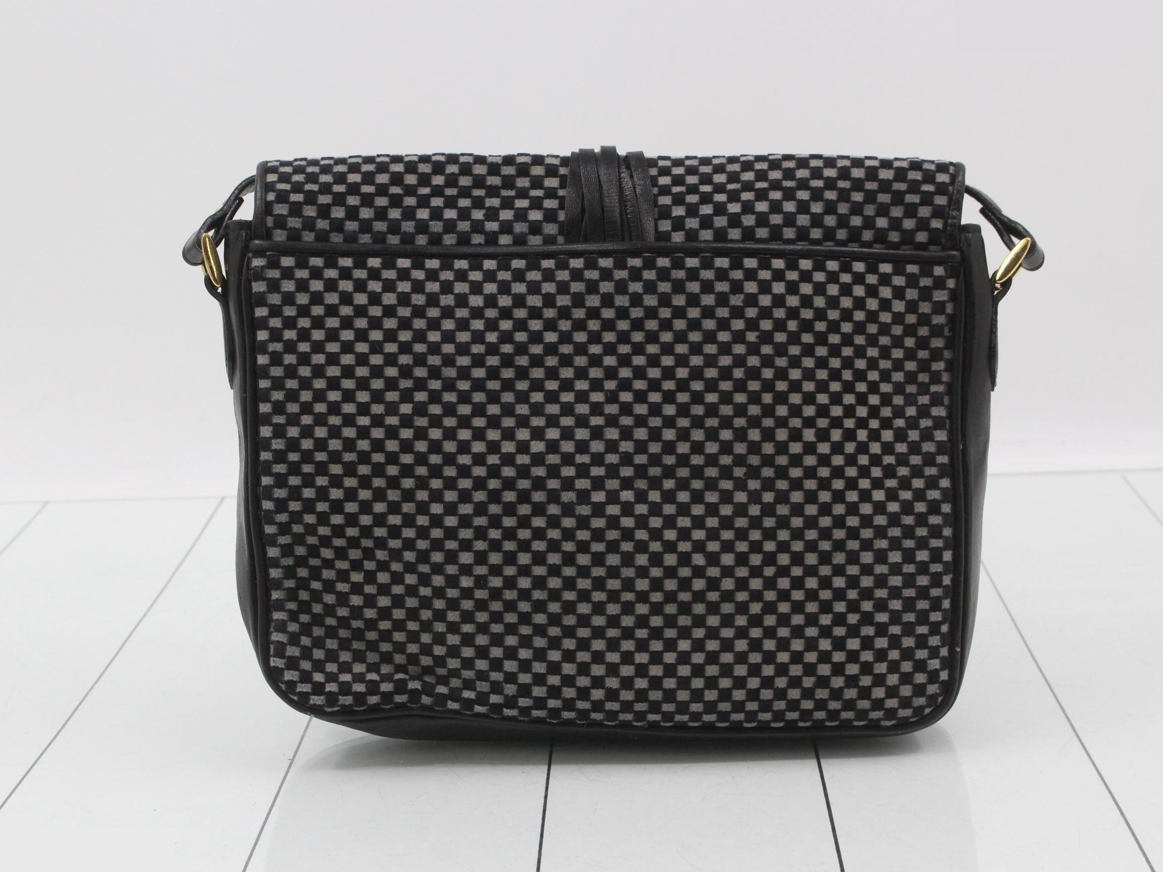 shoulder bag — view 2