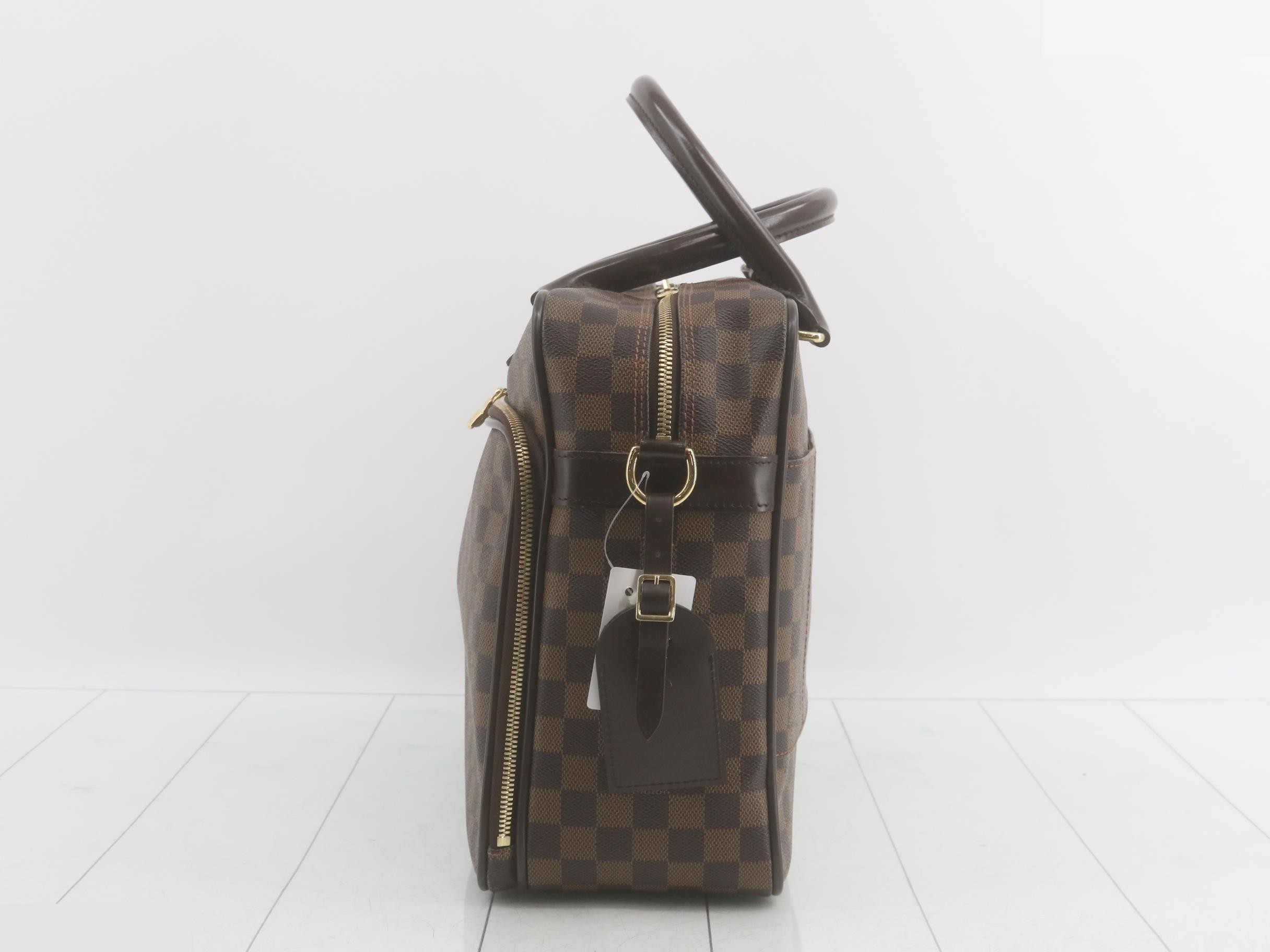 Ikaru with strap — view 3