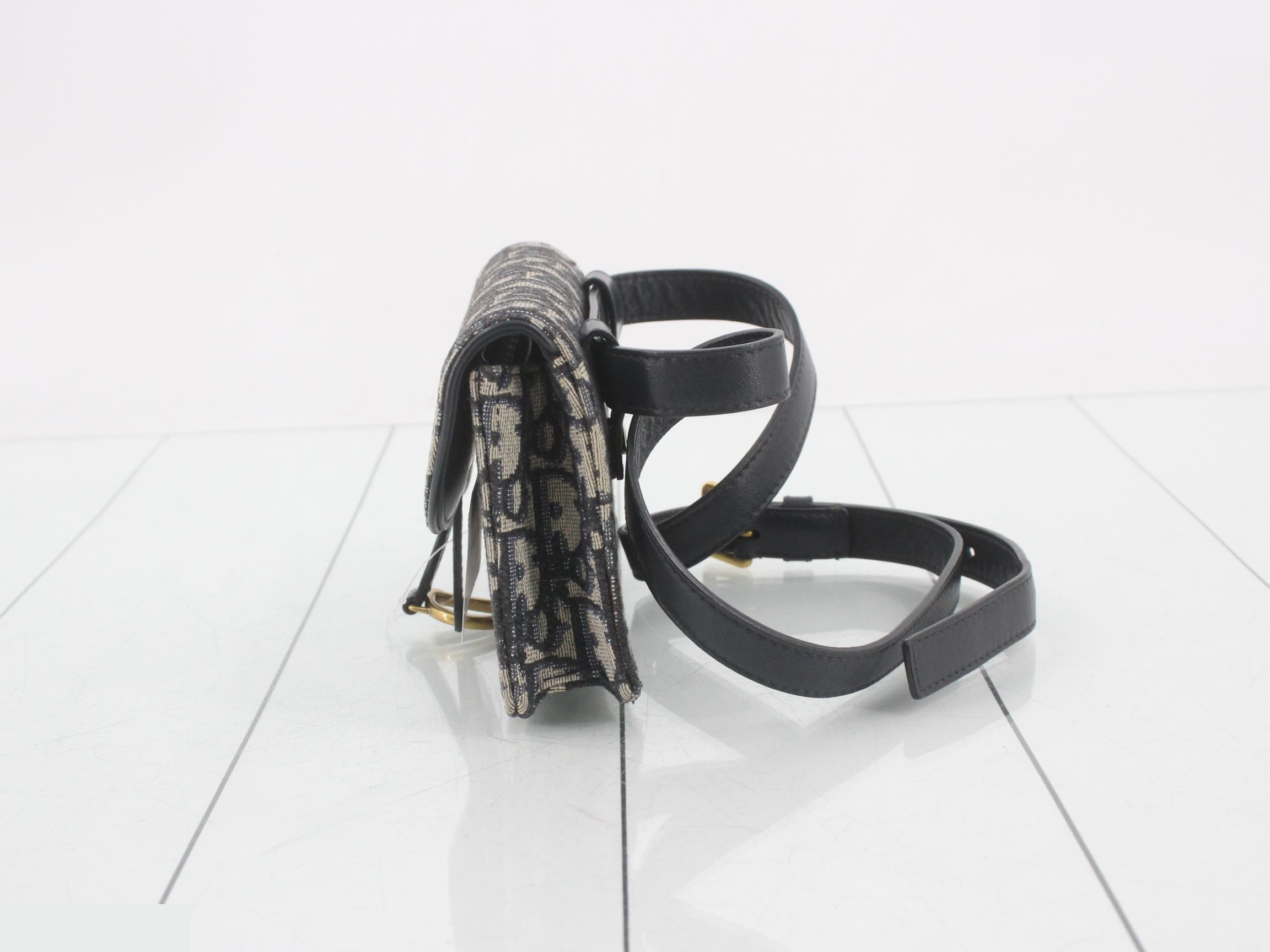 Oblique Saddle Belt Bag Shoulder Bag — view 3