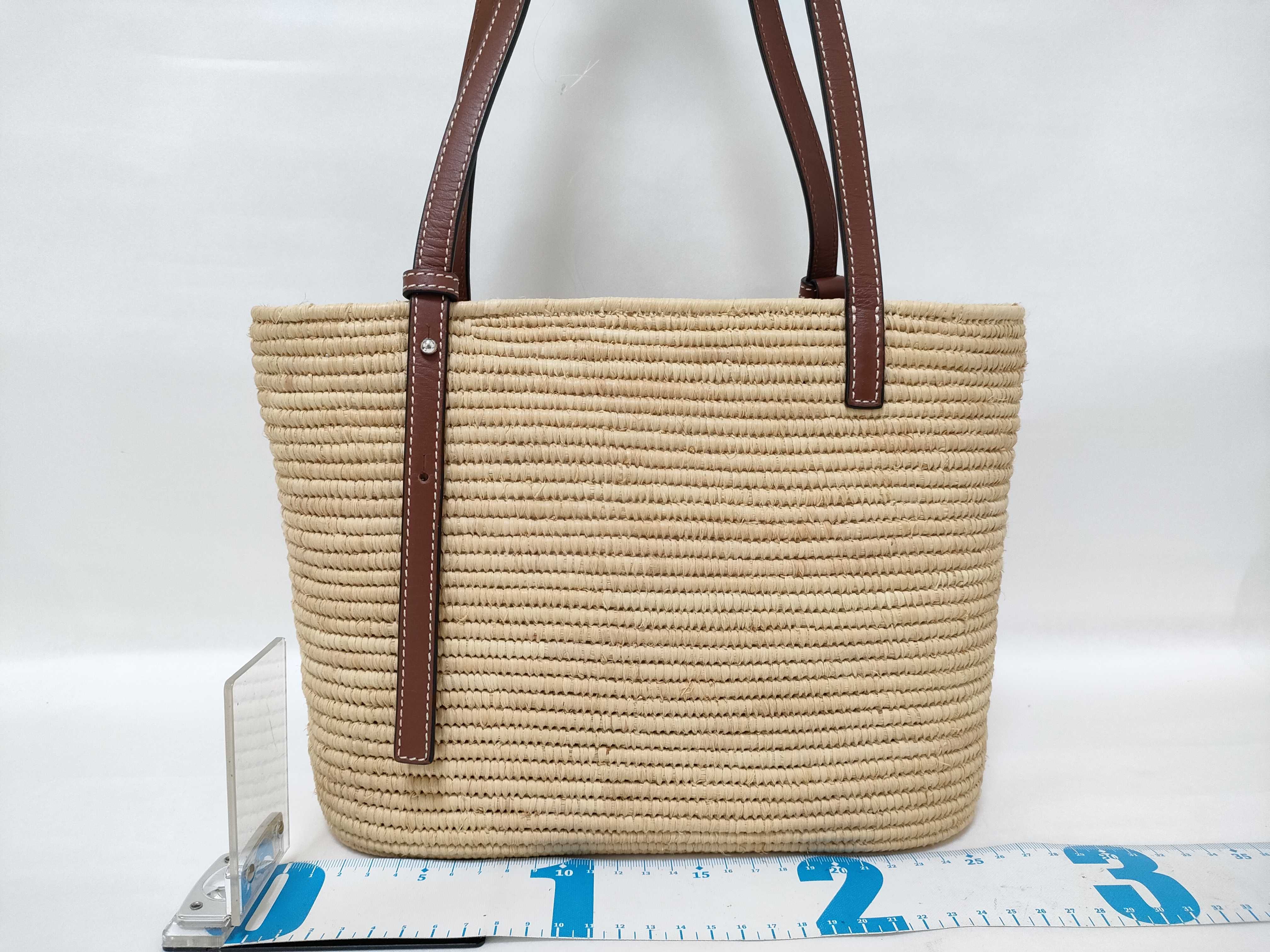handbag — view 2