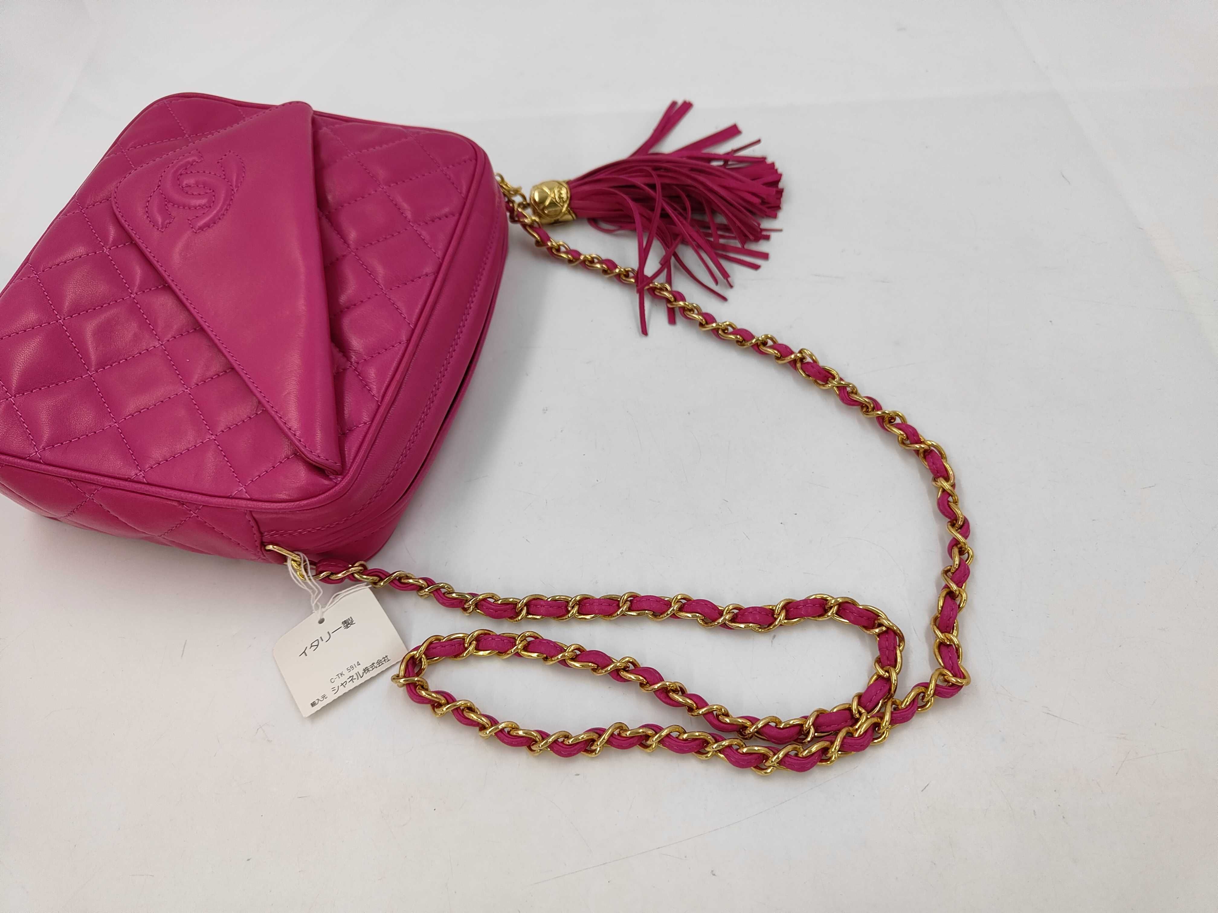 Lambskin Coco Mark Fringe Chain Pink Shoulder Bag — view 5