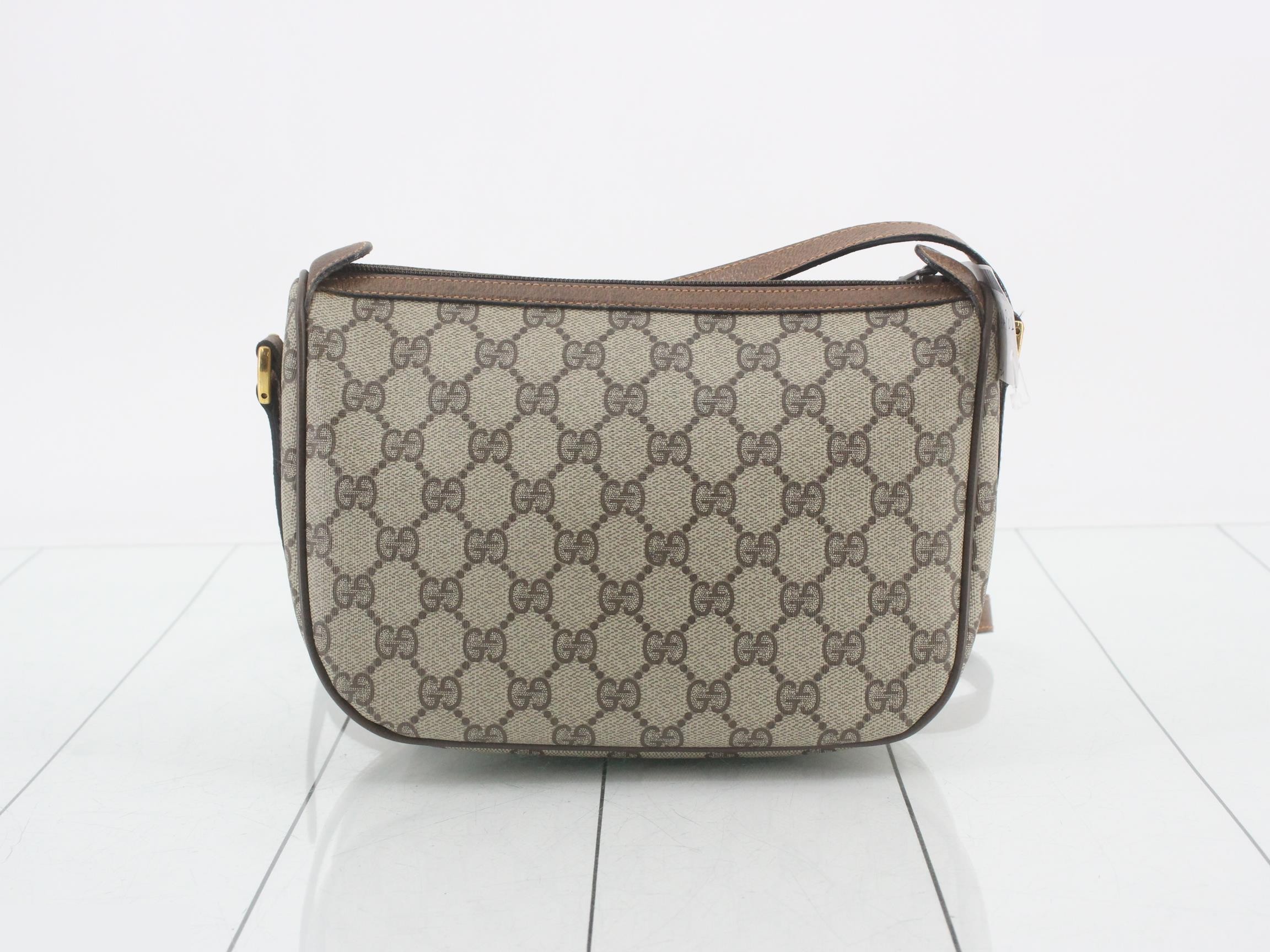 GG Supreme Canvas Shoulder Bag — view 2