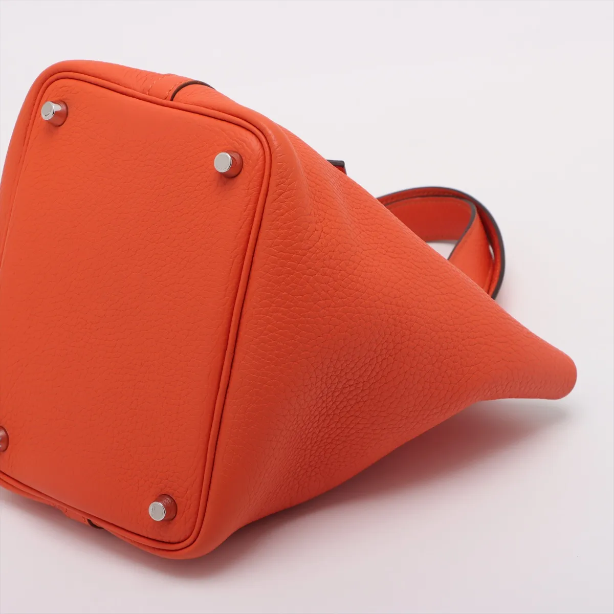 Picotan Lock 18 PM Taurillon Clemence Orange Silver Hardware Y:2020 — view 3