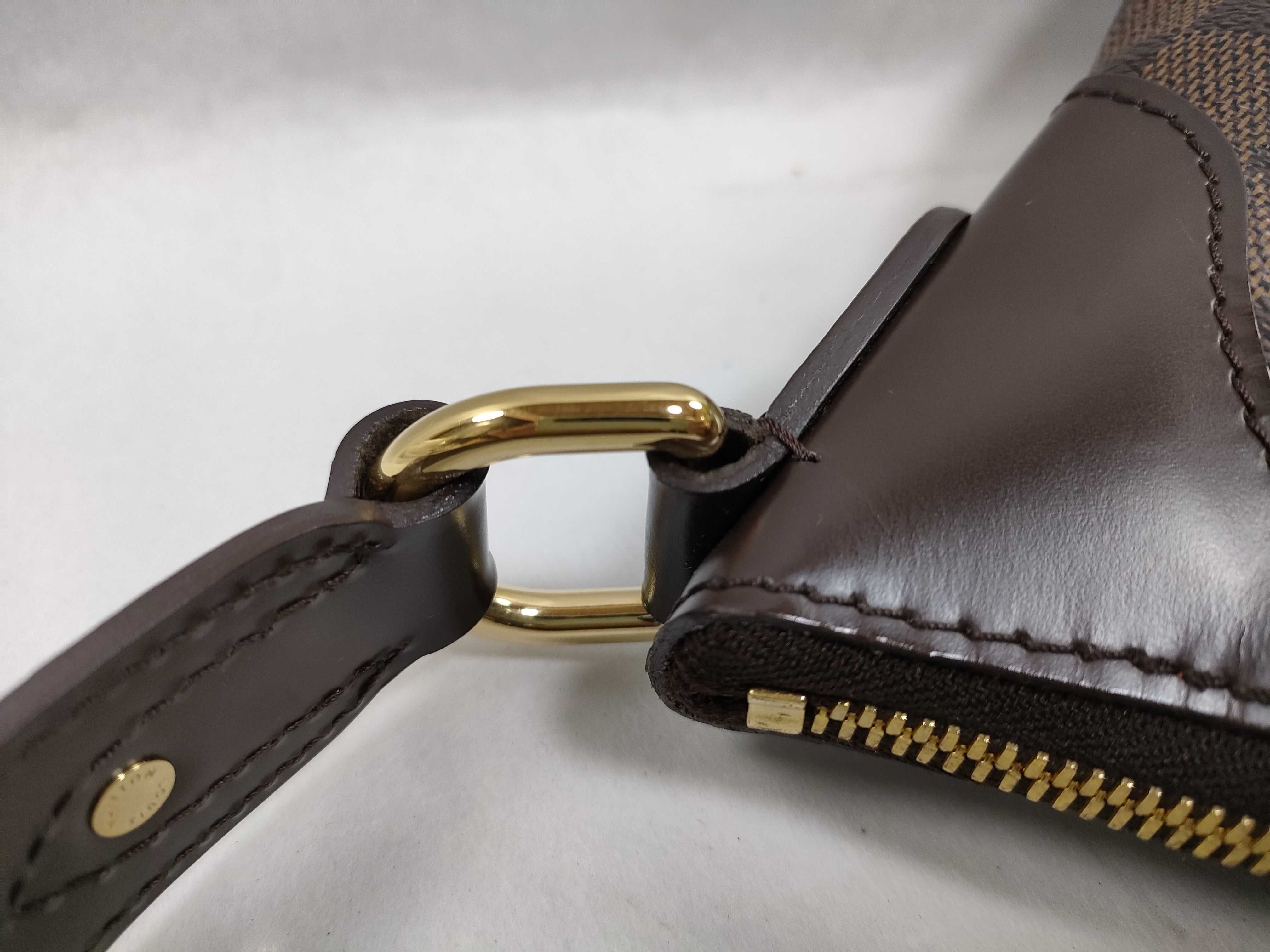 Damier Thames GM Shoulder Bag — view 5