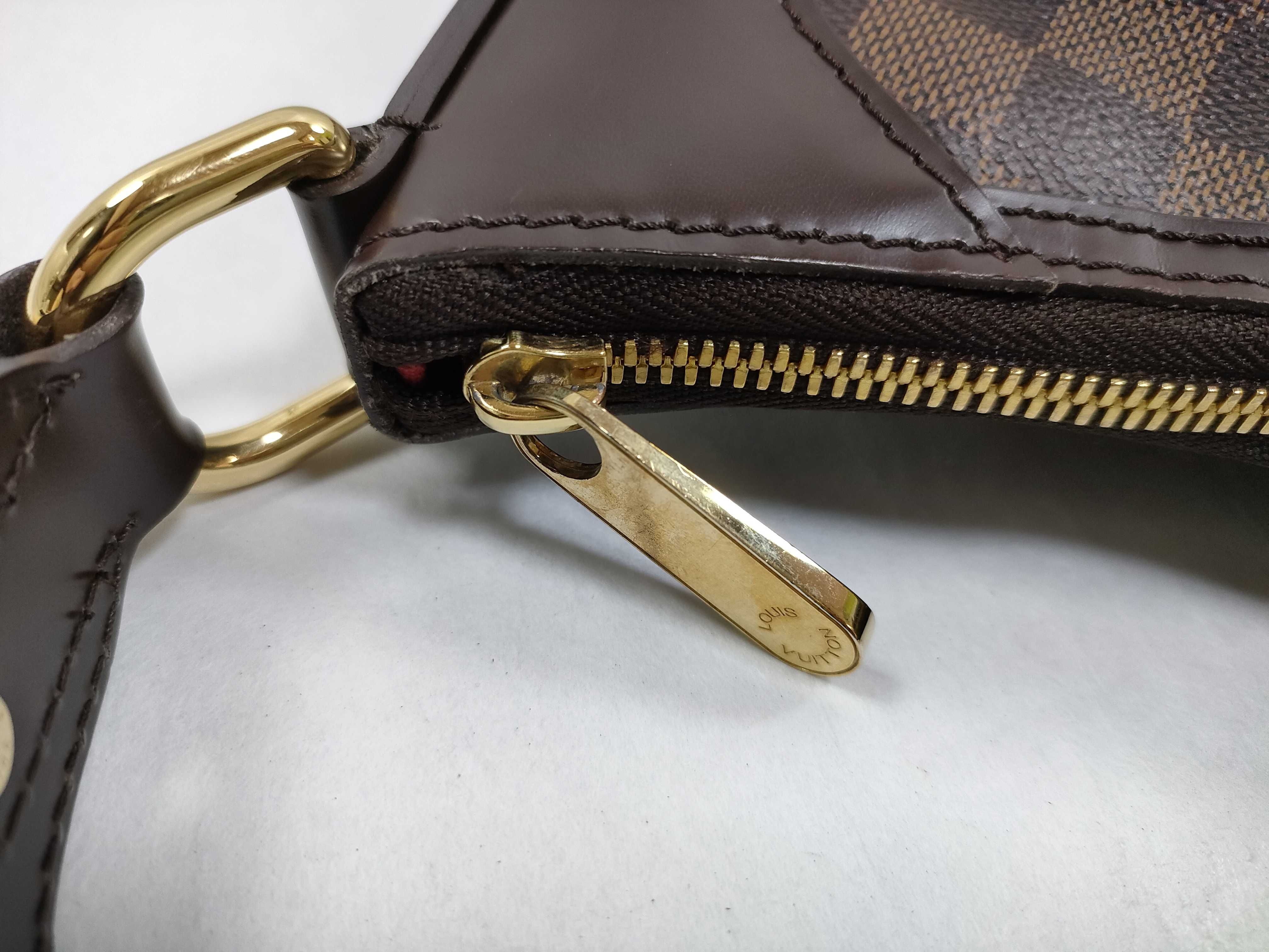 Damier Thames GM Shoulder Bag — view 9