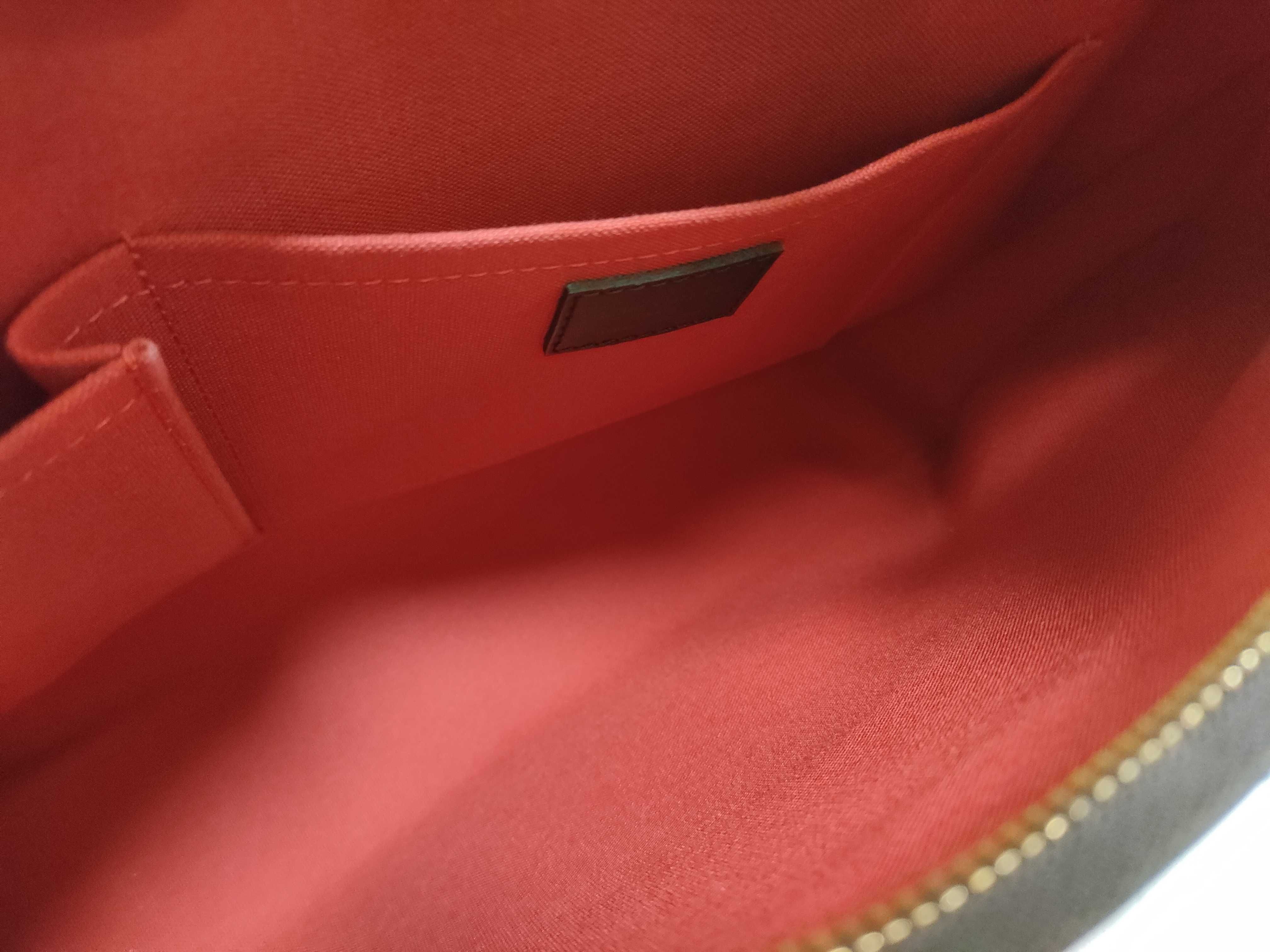 Damier Thames GM Shoulder Bag — view 10