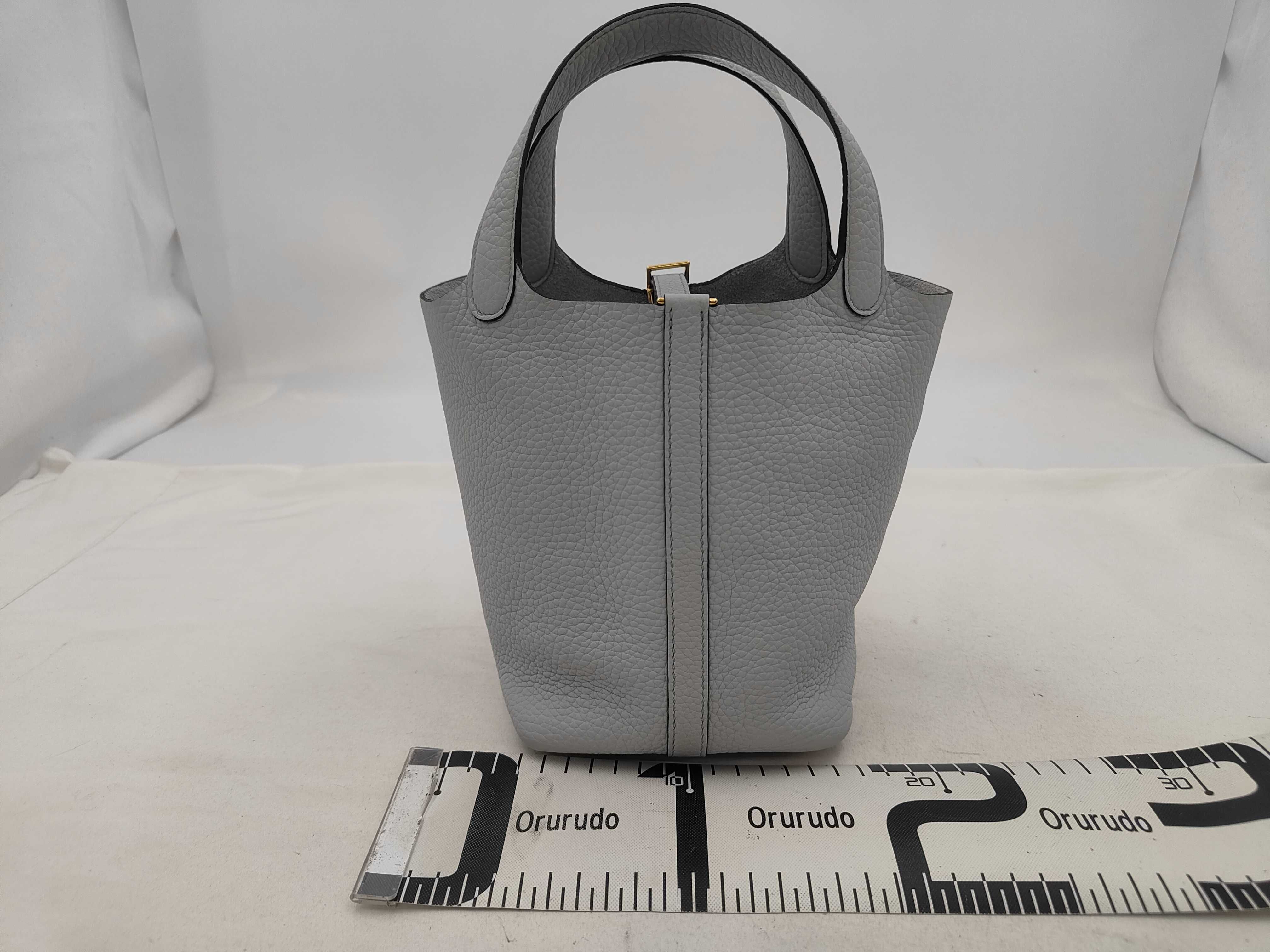 Picotin Lock 18 PM Taurillon Clemence Leather, Pale Blue, Gold Hardware, Z: 2021 Handbag — view 2