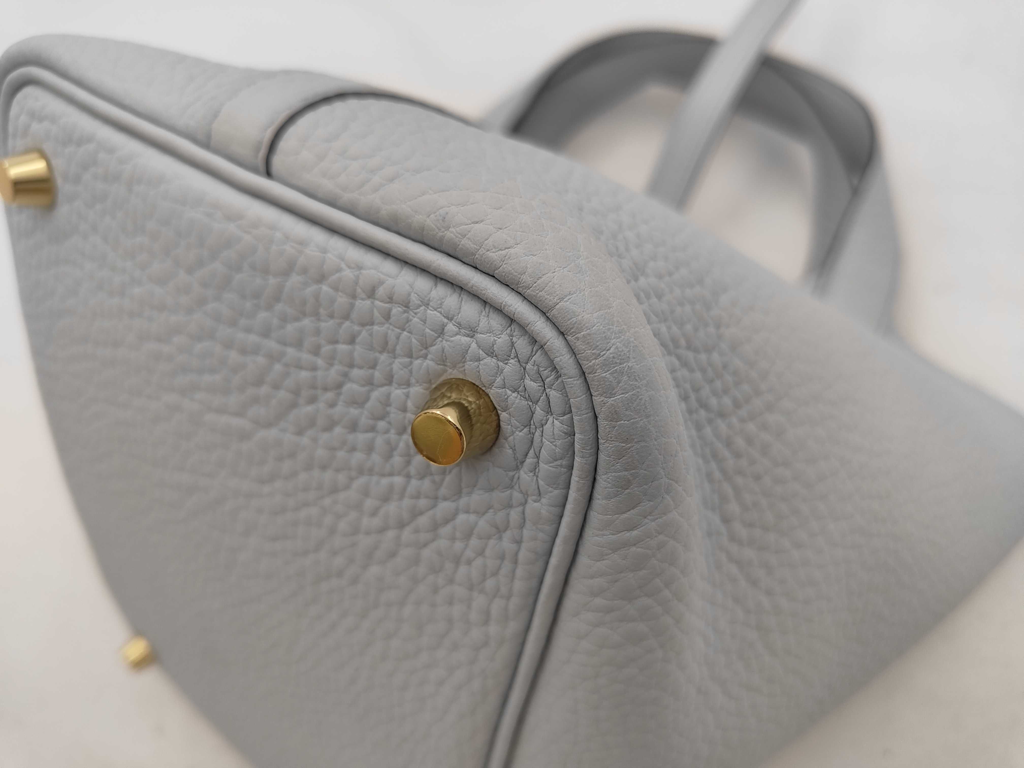 Picotin Lock 18 PM Taurillon Clemence Leather, Pale Blue, Gold Hardware, Z: 2021 Handbag — view 6