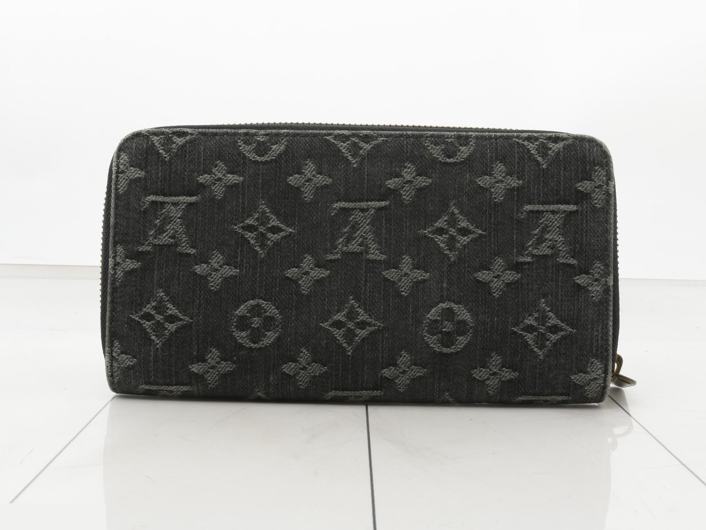 Zippy Wallet — view 2