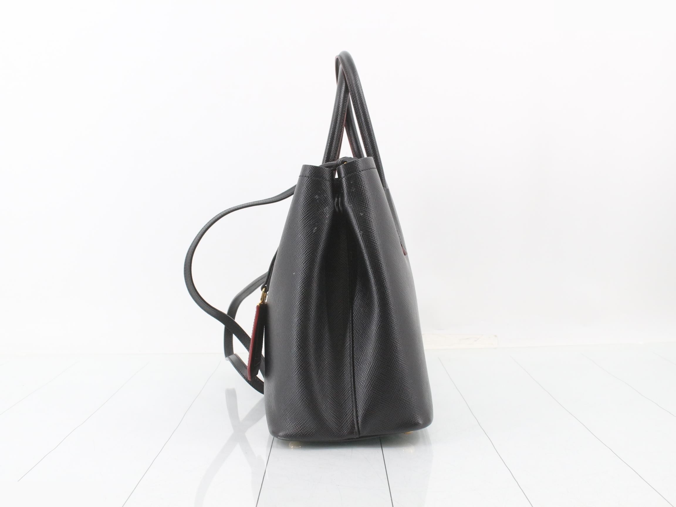 Doublé Saffiano 2-Way Tote Bag — view 3