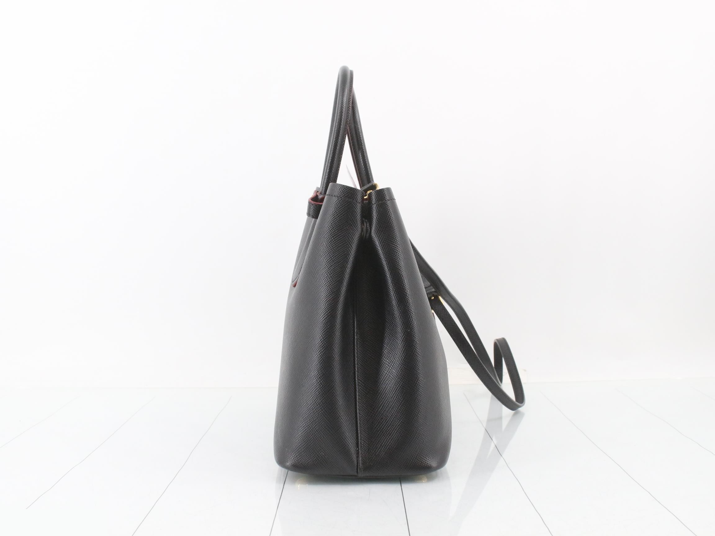 Doublé Saffiano 2-Way Tote Bag — view 4