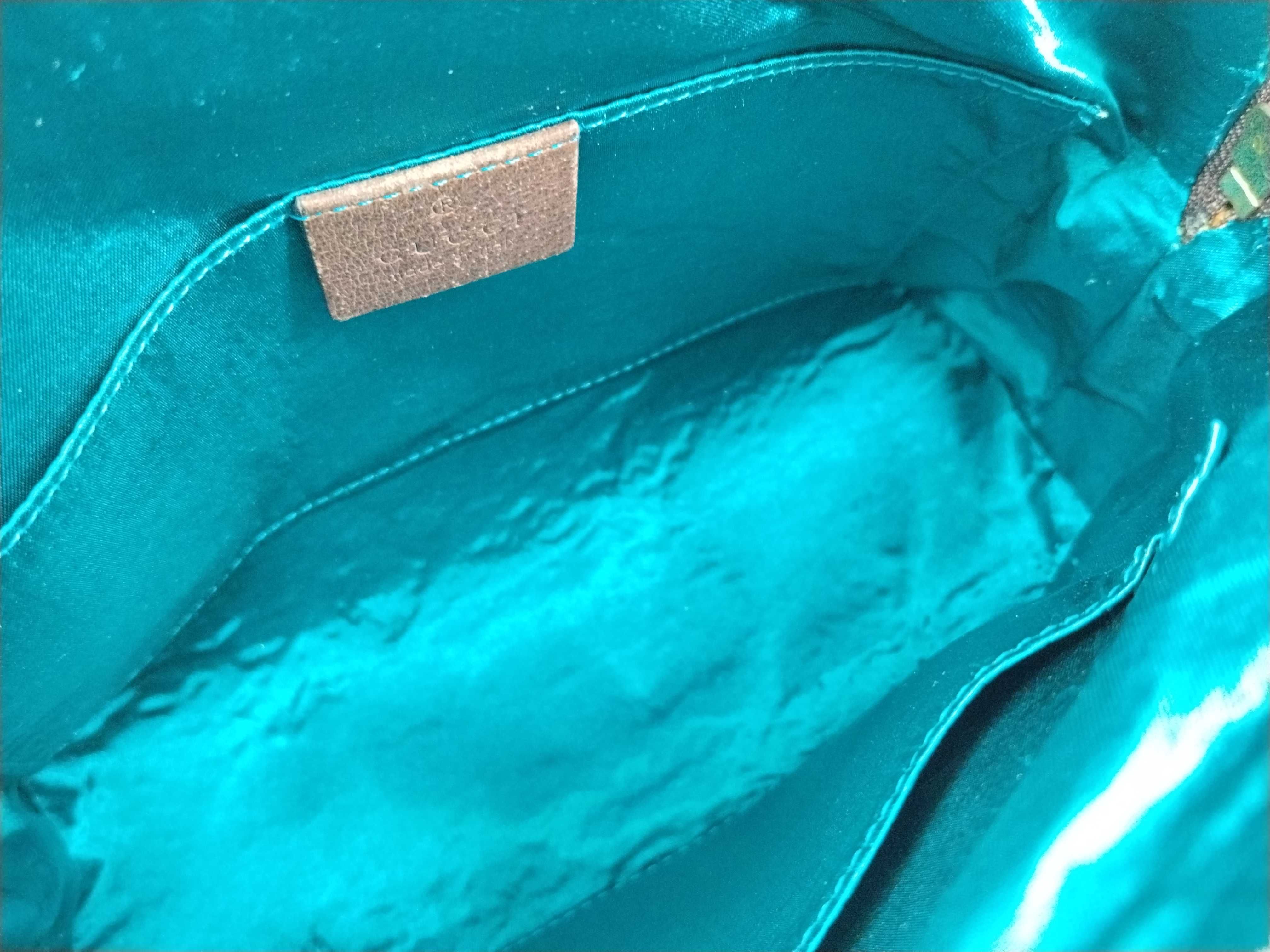 GG Supreme Shoulder Bag (Gray) — view 11