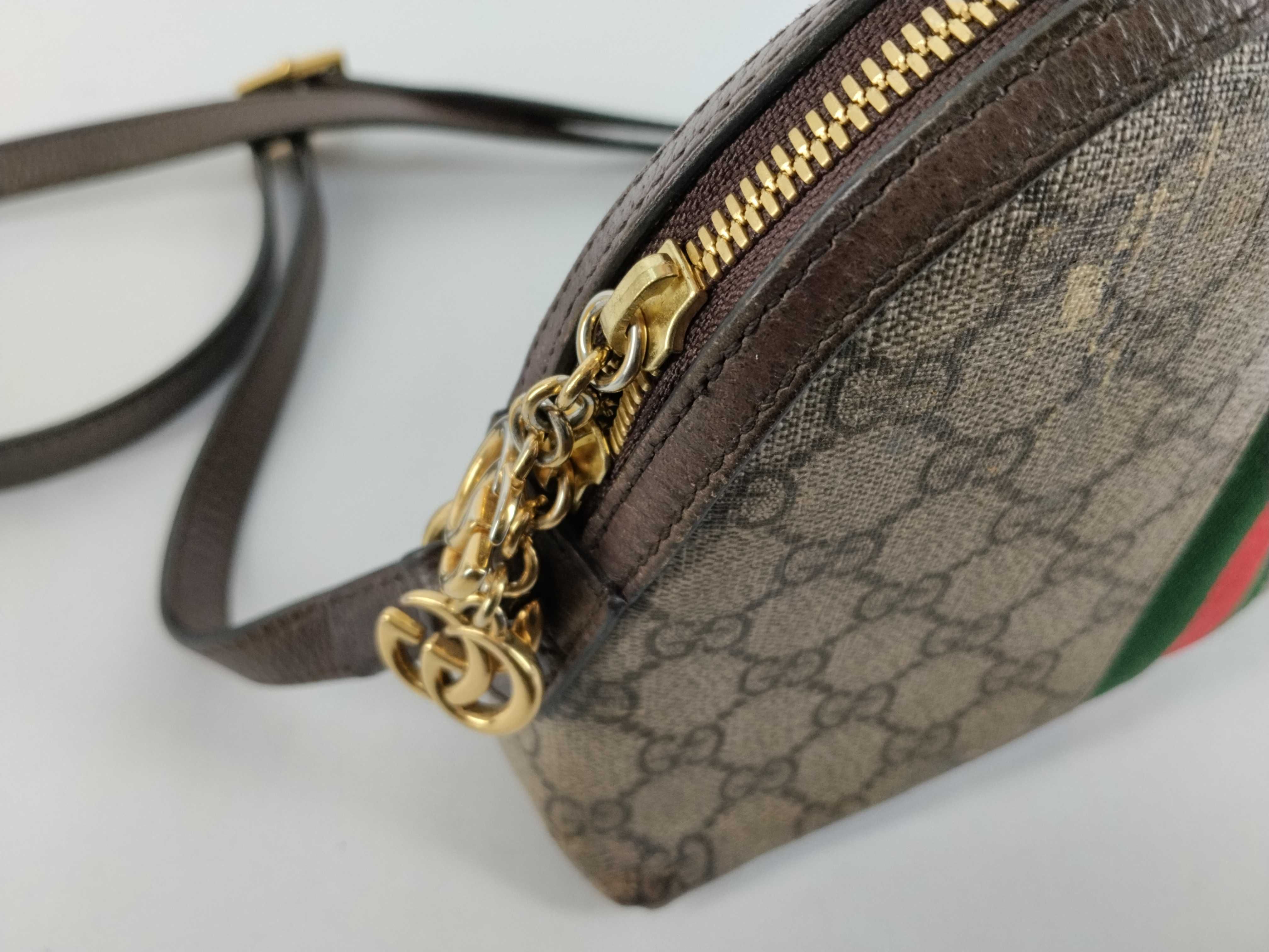 GG Supreme Shoulder Bag (Gray) — view 9