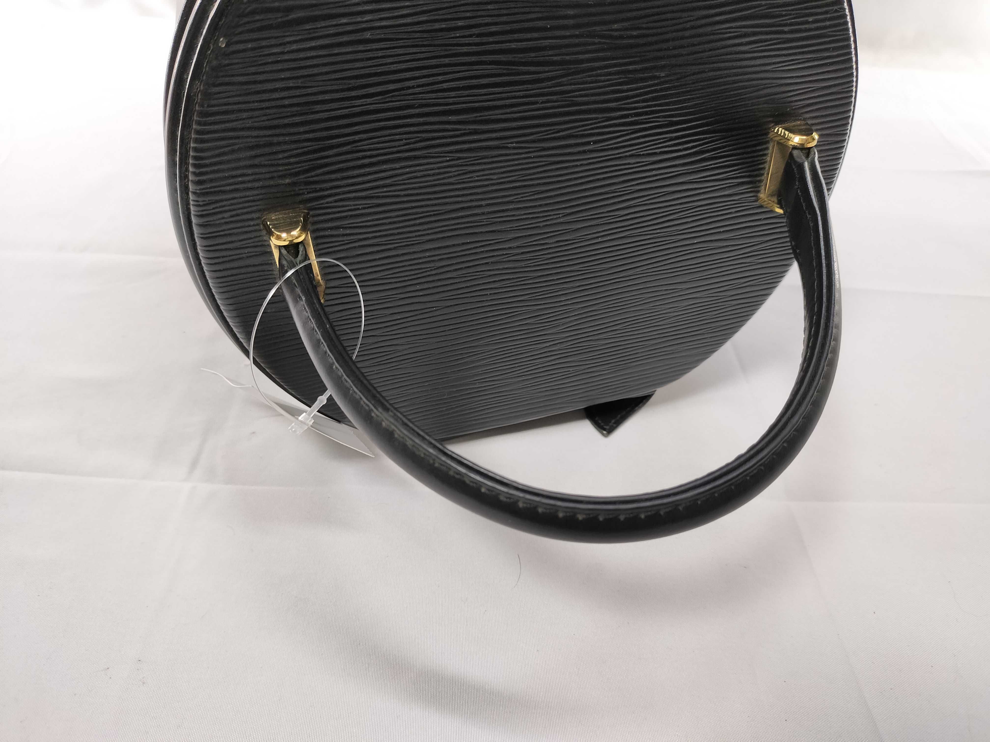 Epi M48032 Cannes Vanity Bag — view 3