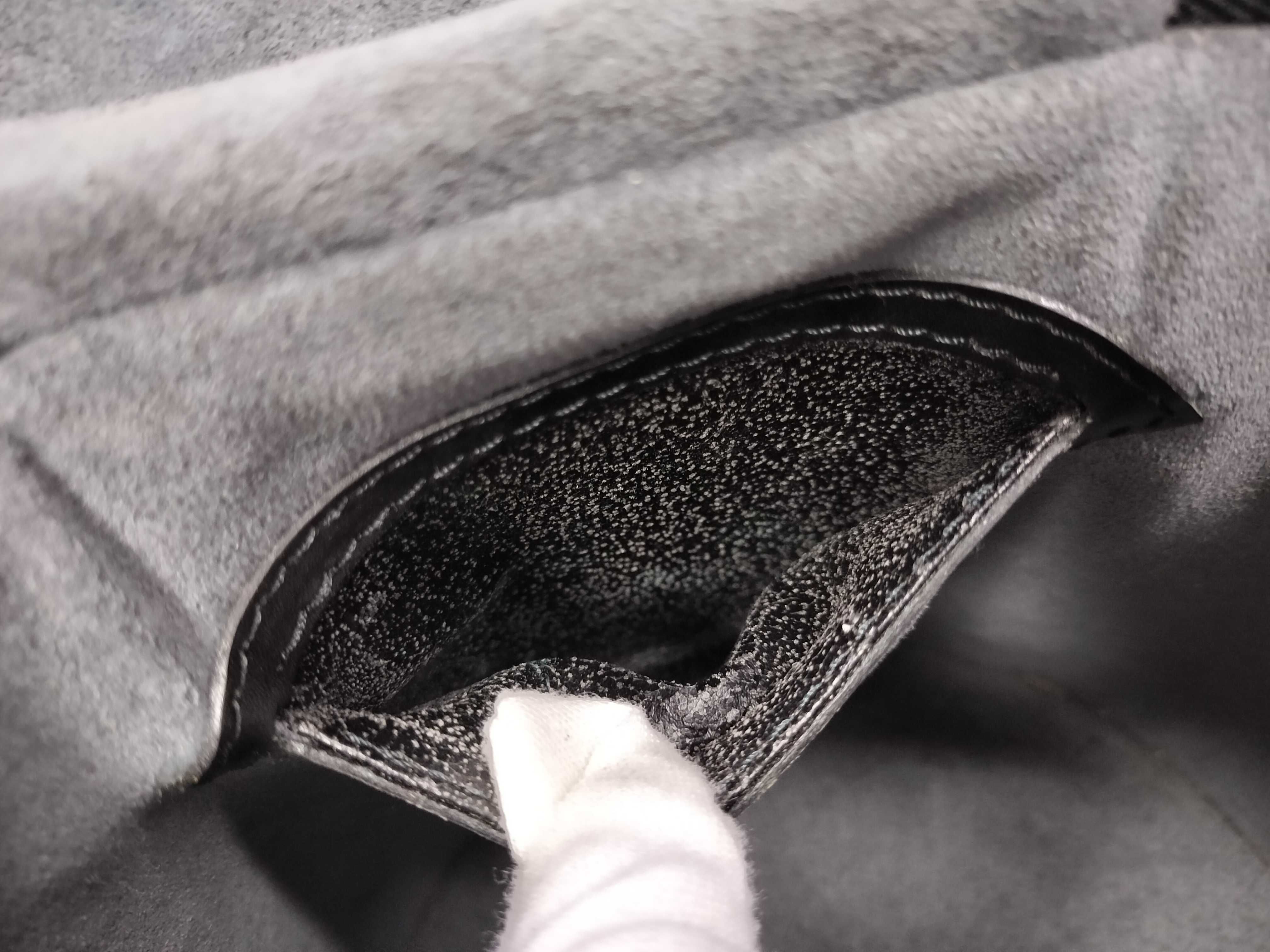 Epi M48032 Cannes Vanity Bag — view 10