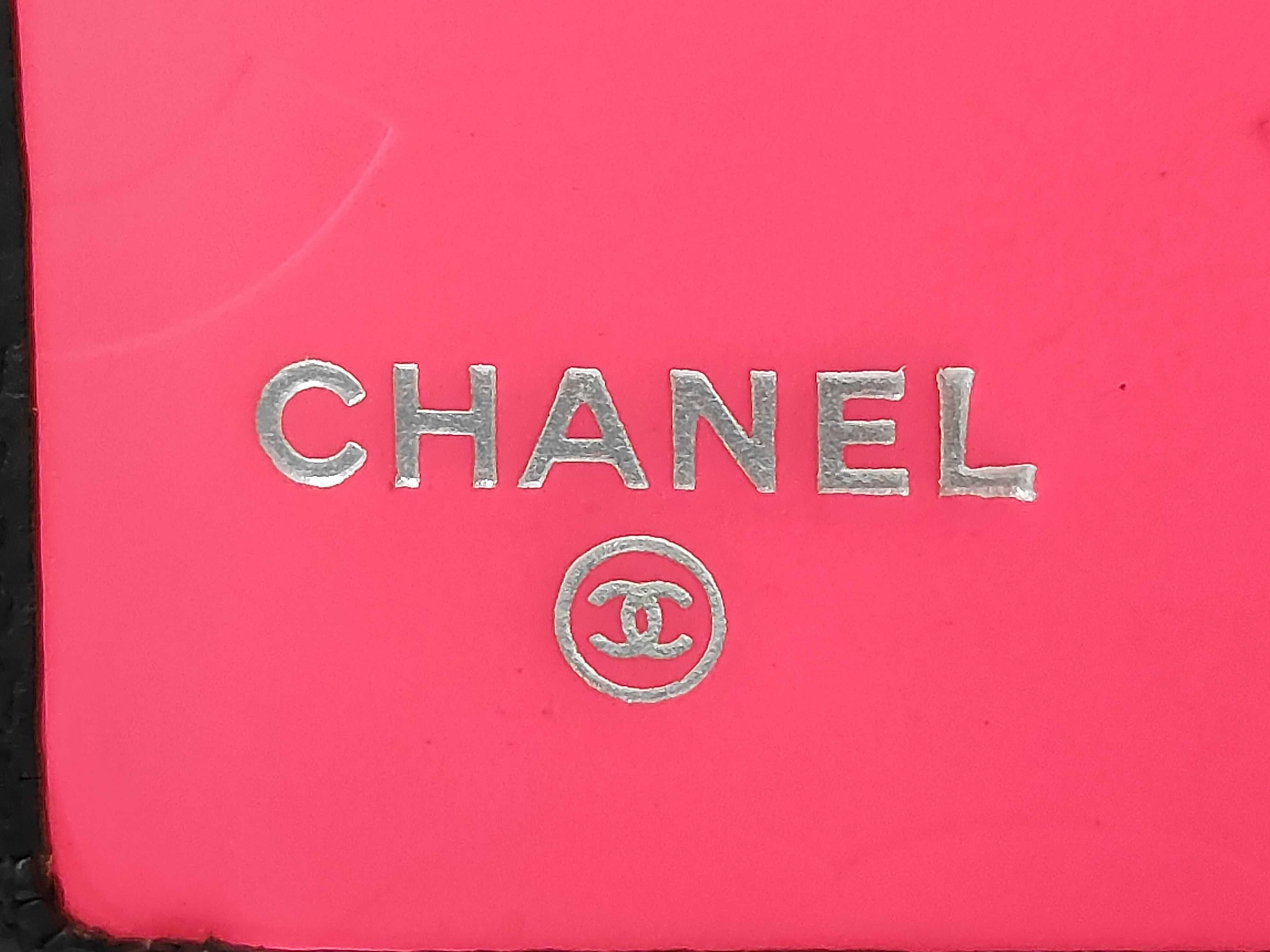 wallet — view 5