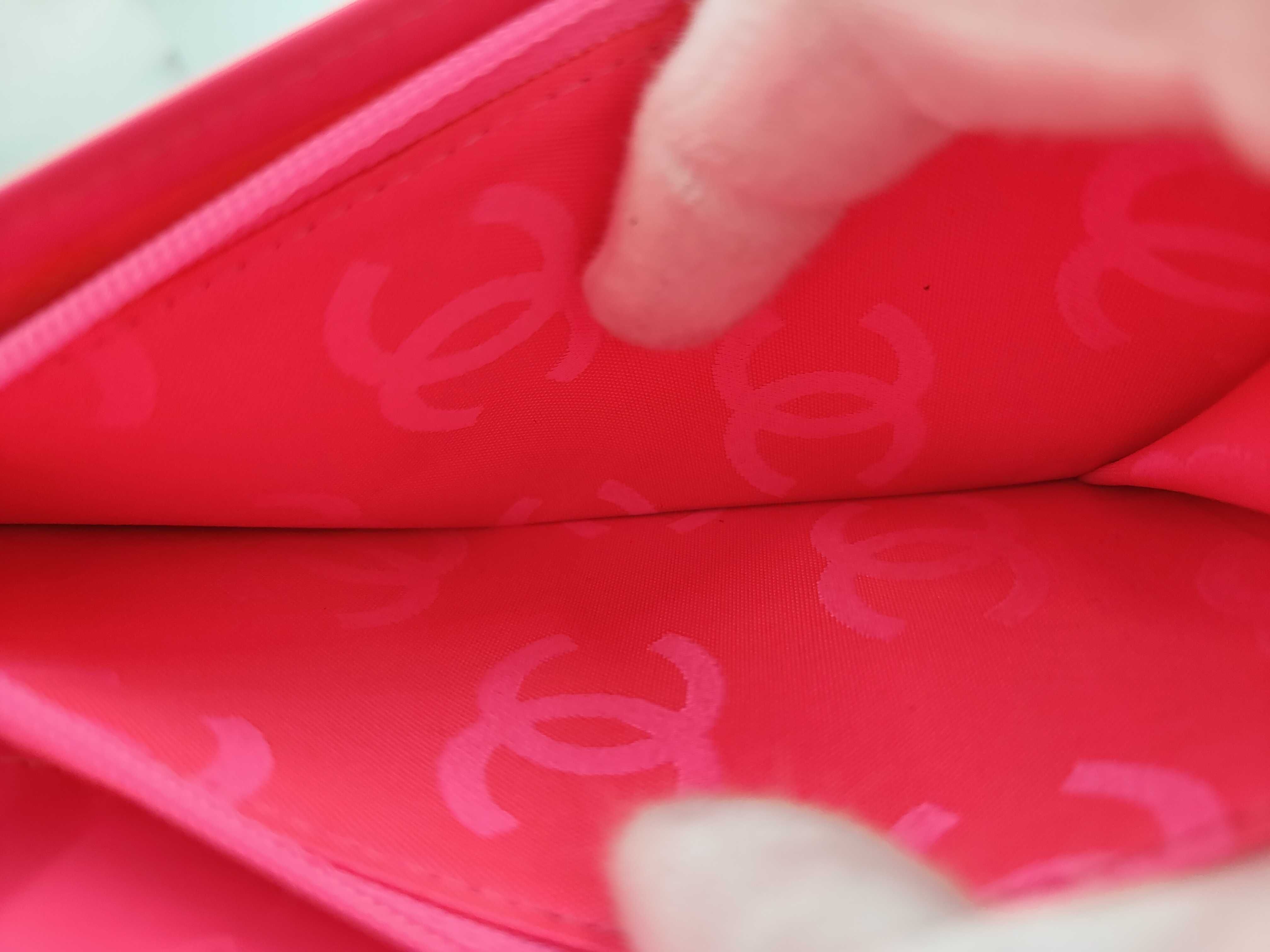 wallet — view 6