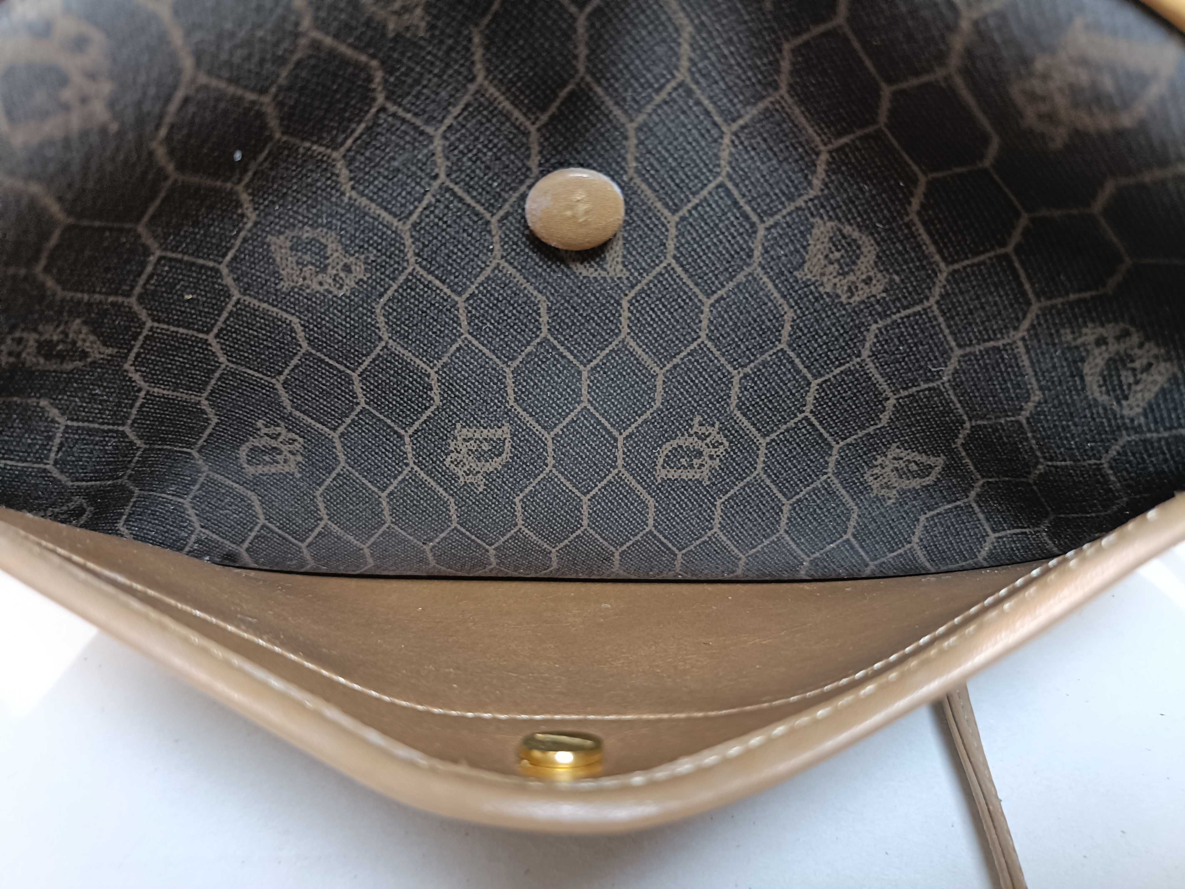Honeycomb Pattern Shoulder Bag — view 15