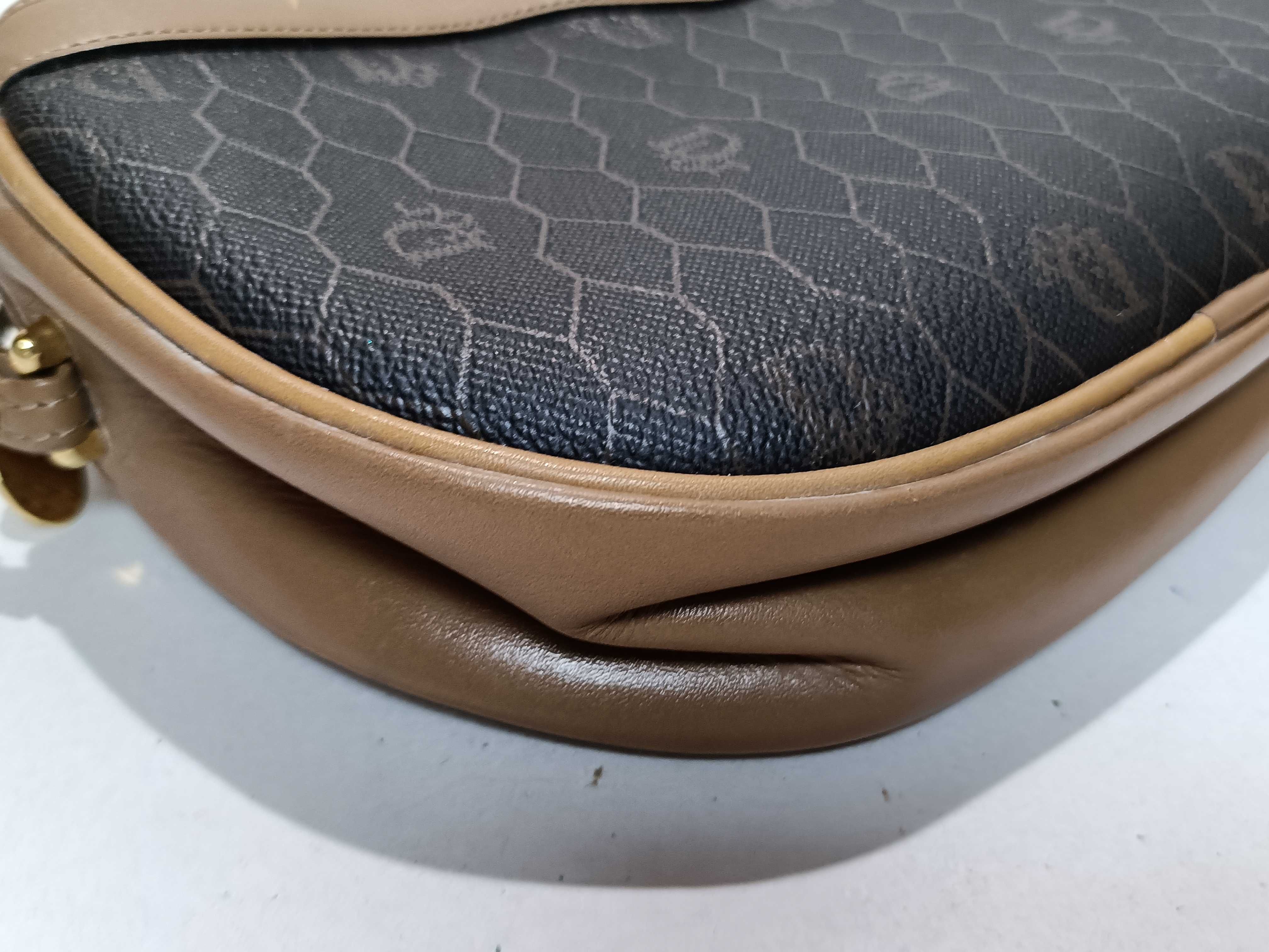 Honeycomb Pattern Shoulder Bag — view 7