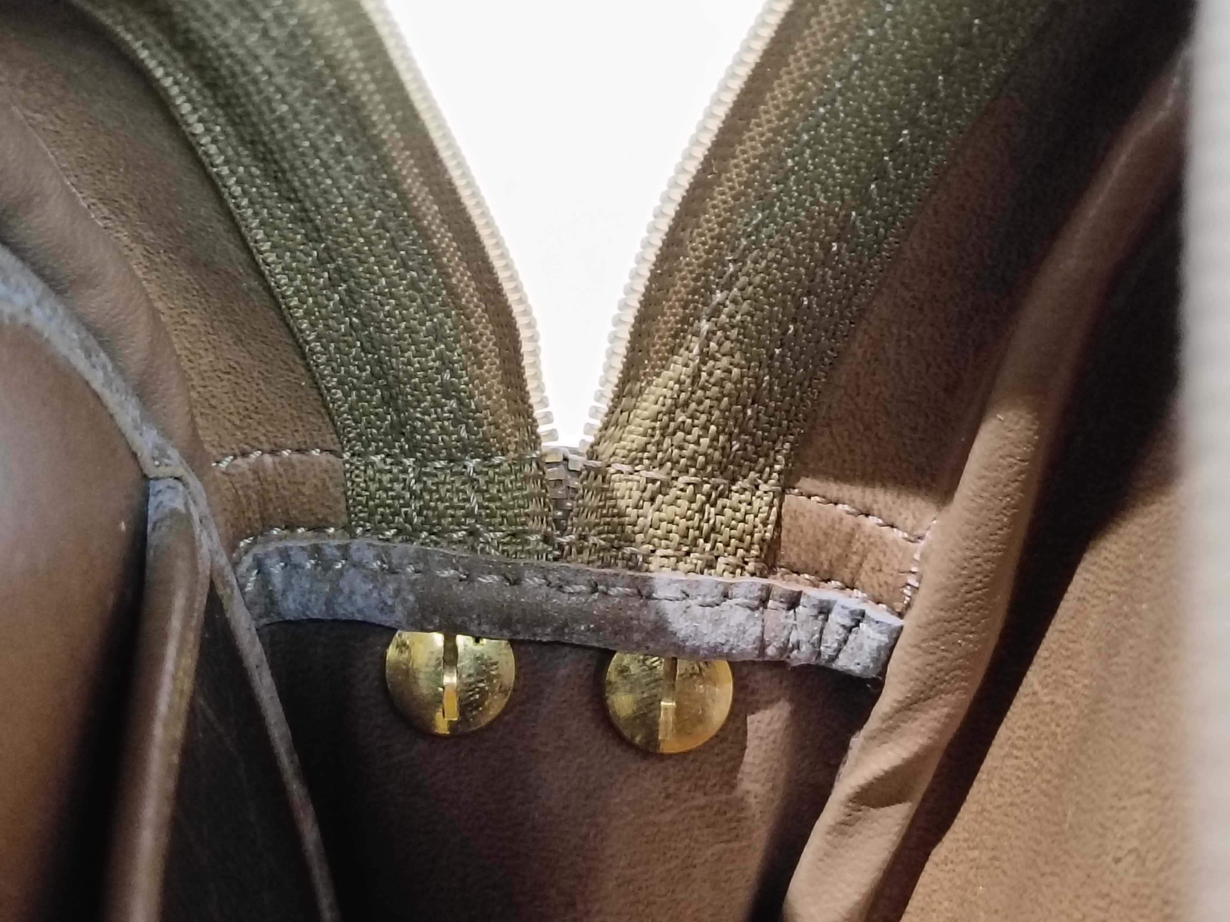 Honeycomb Pattern Shoulder Bag — view 10