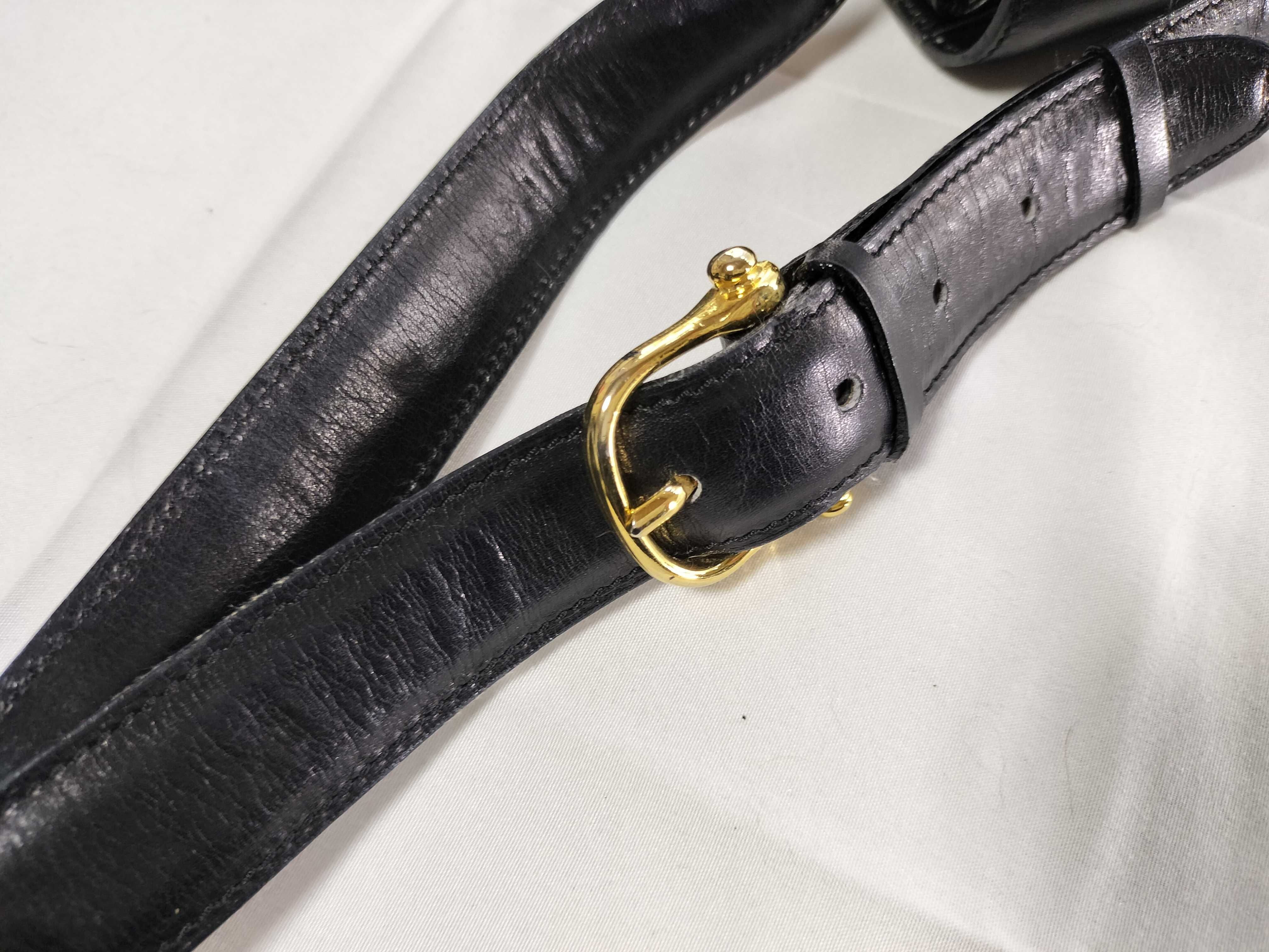 Triomphe Leather Shoulder Bag — view 4