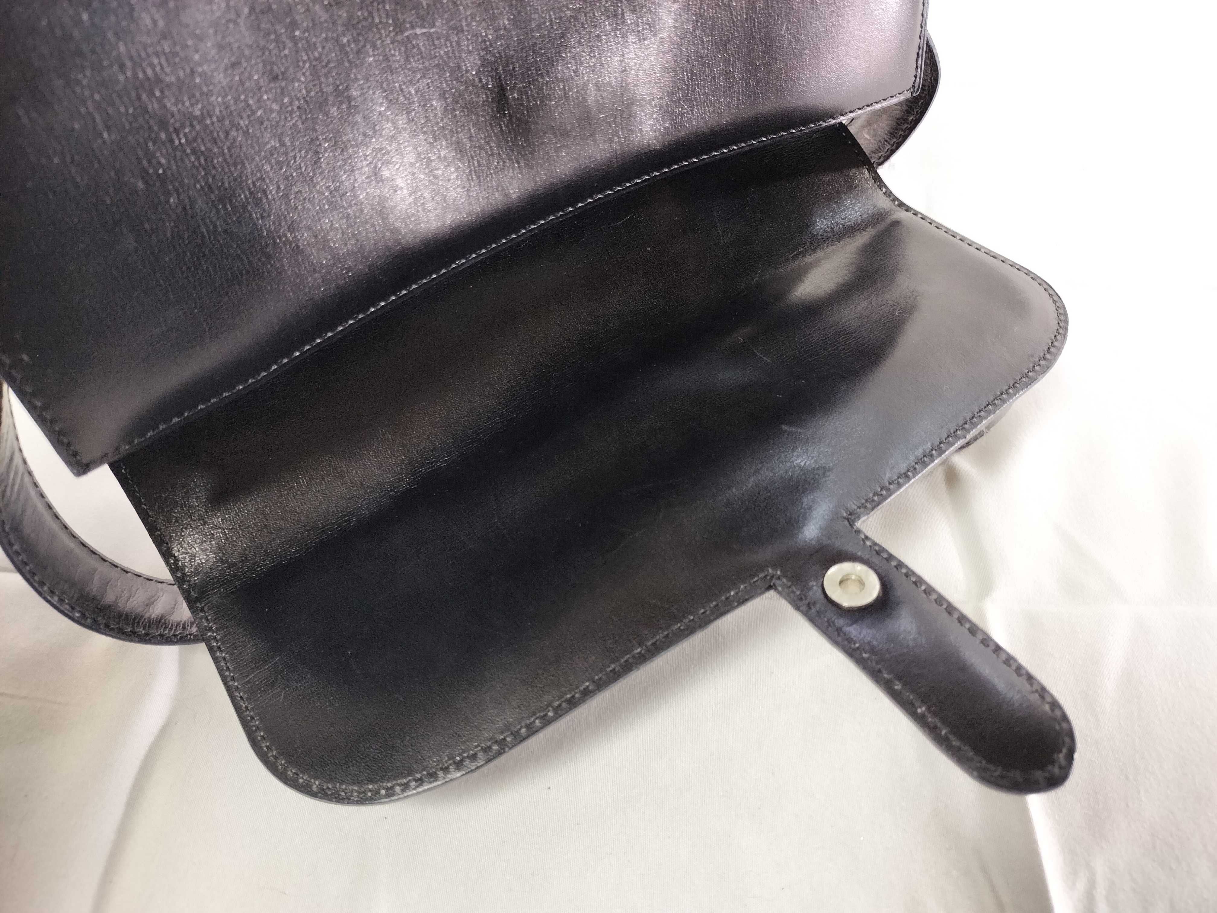 Triomphe Leather Shoulder Bag — view 8