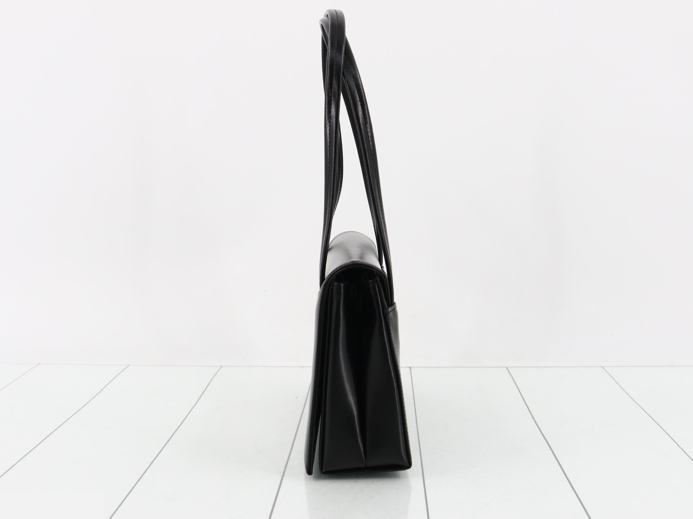 Rotating logo, leather, black, W23 H15 D6 — view 3