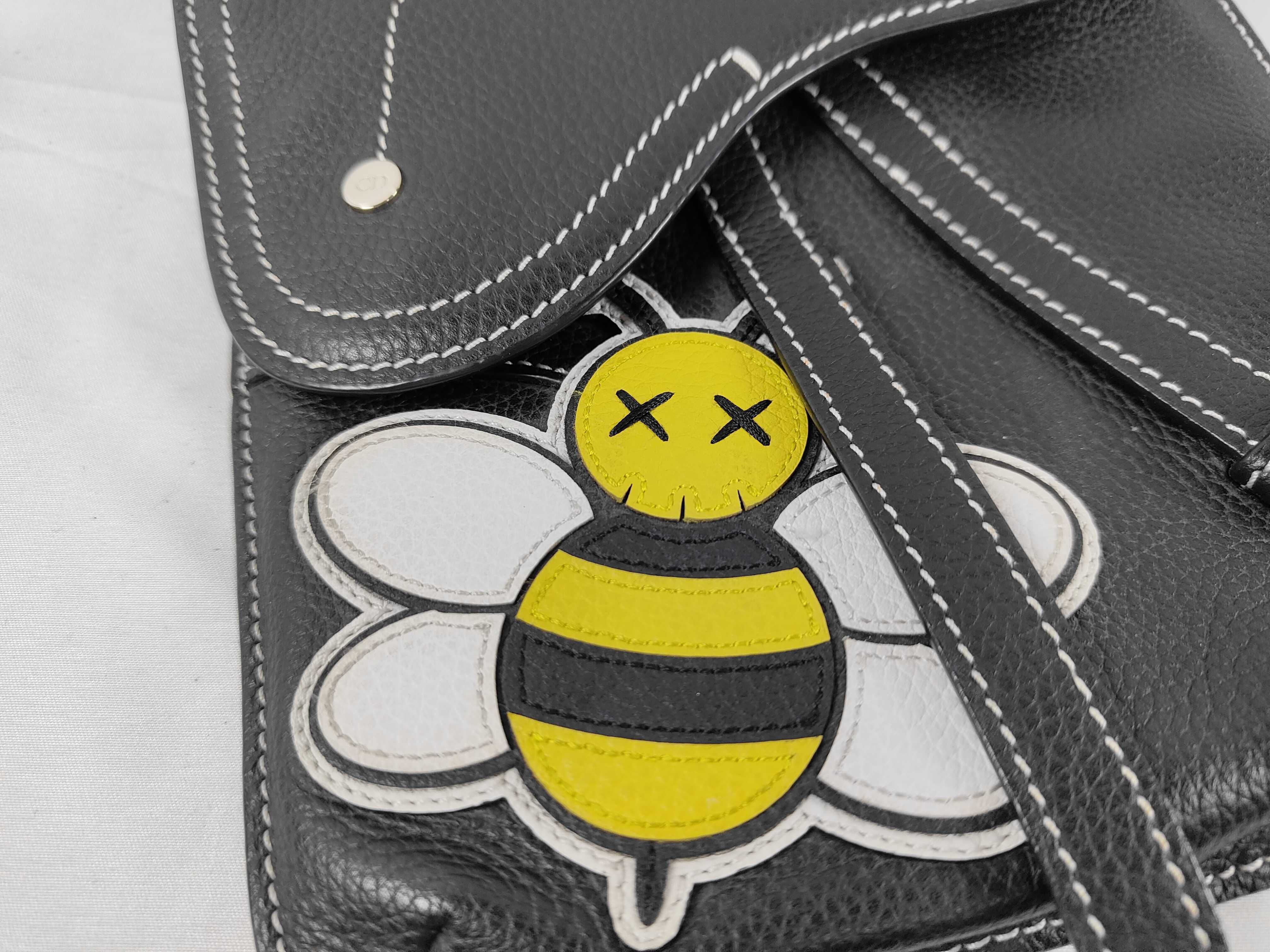BEE Saddle Leather Shoulder Bag — view 13