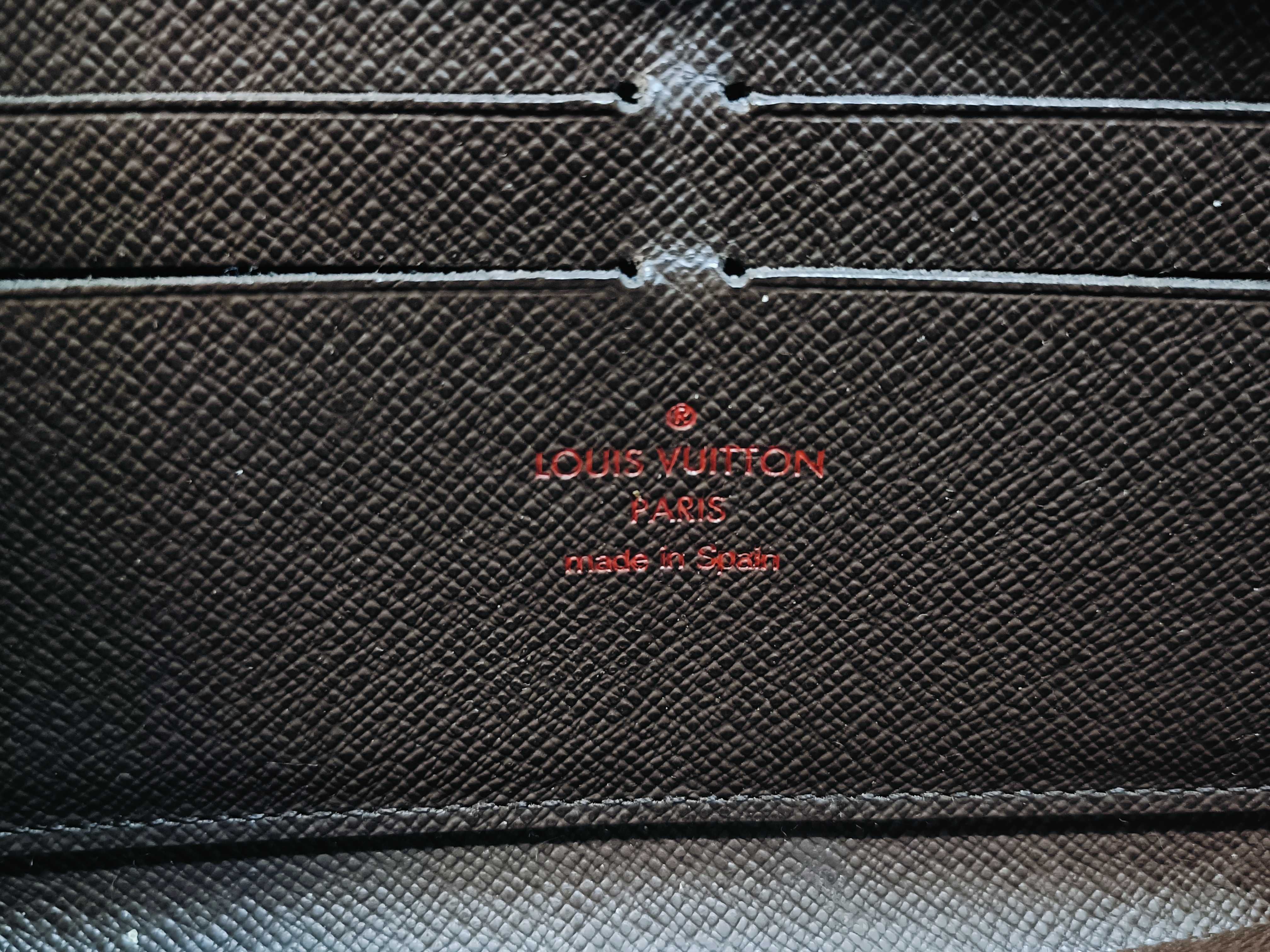 Damier Zippy Wallet — view 14