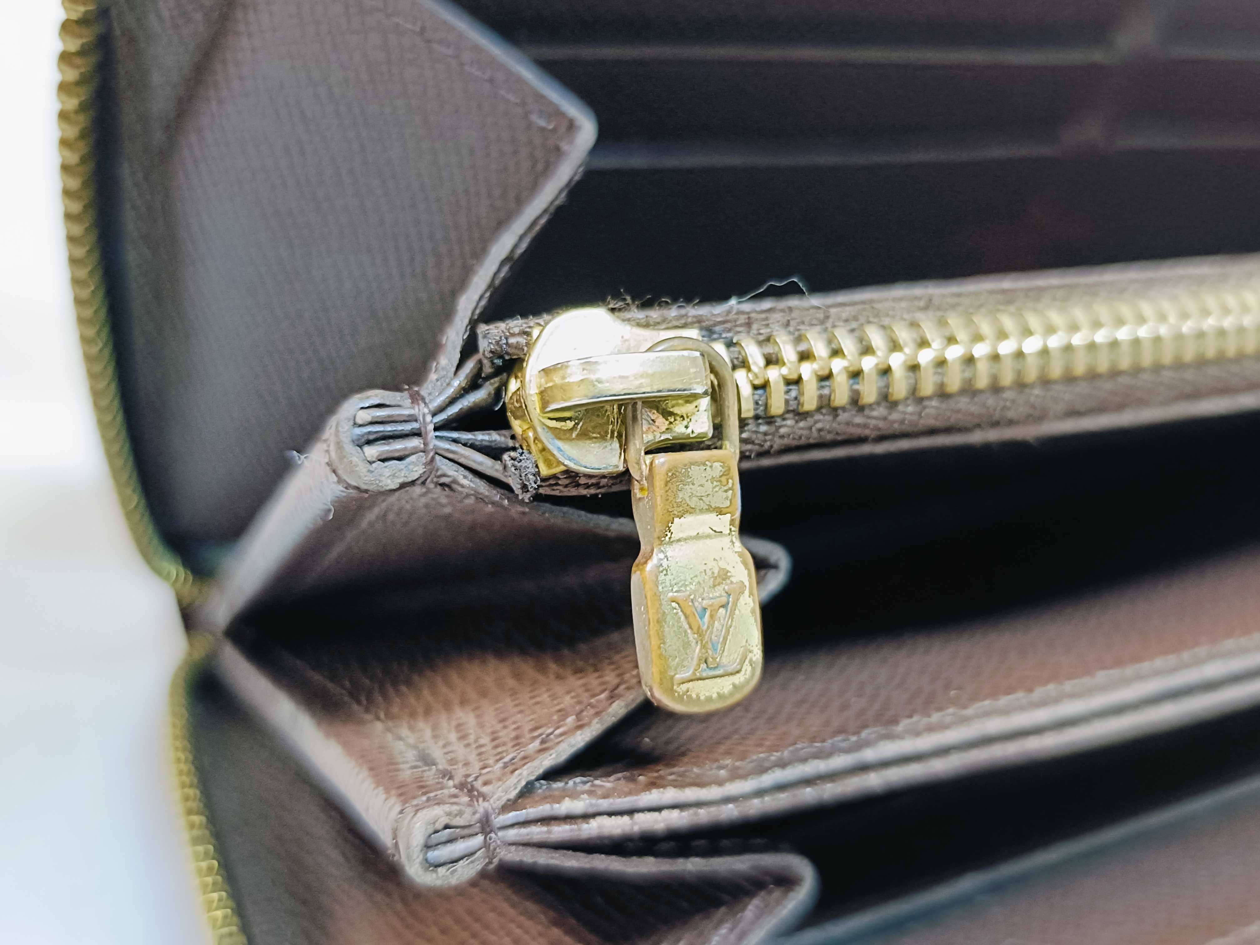 Damier Zippy Wallet — view 10