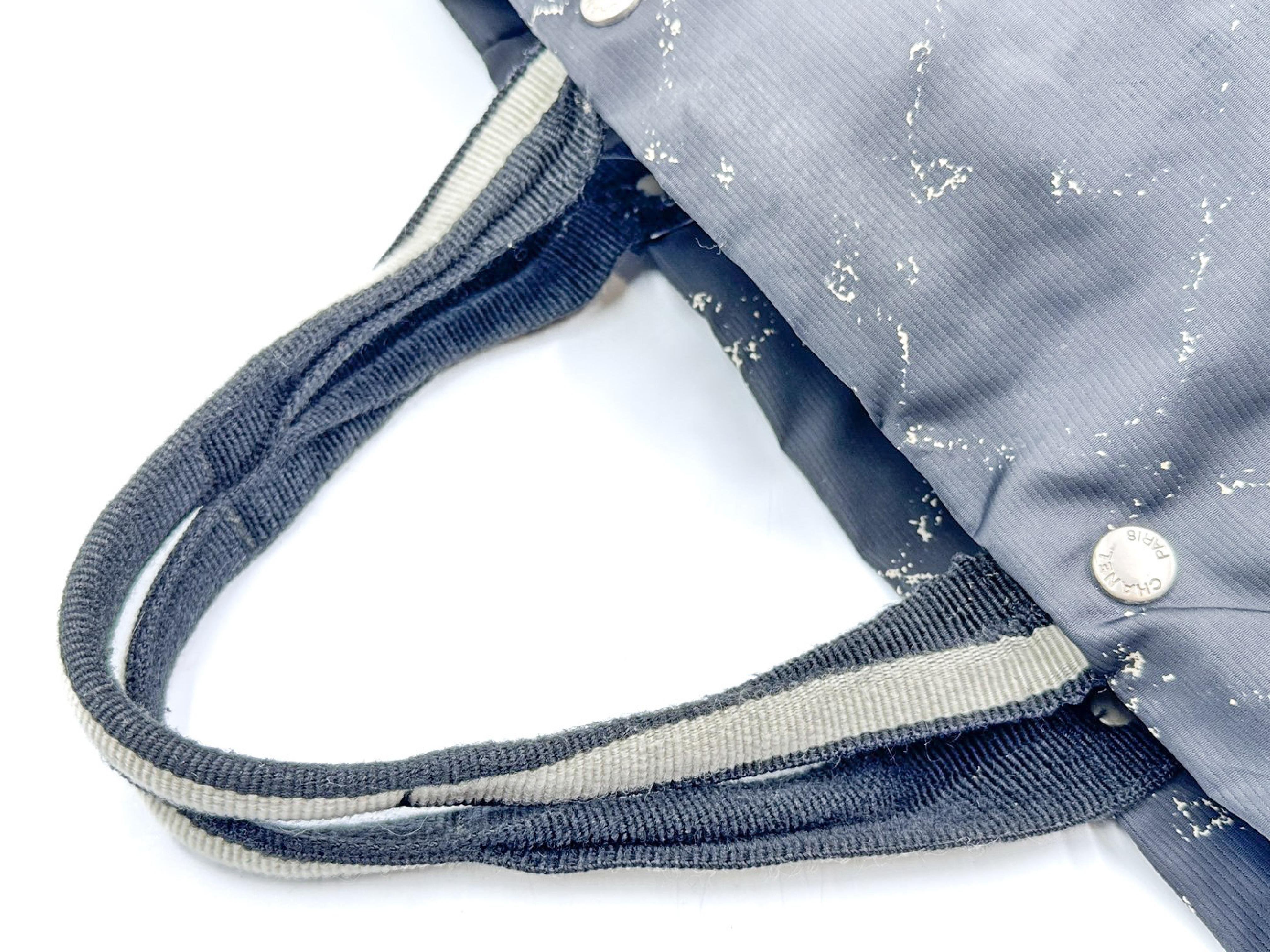 Old Travel Line Series 6 Tote Bag — view 3
