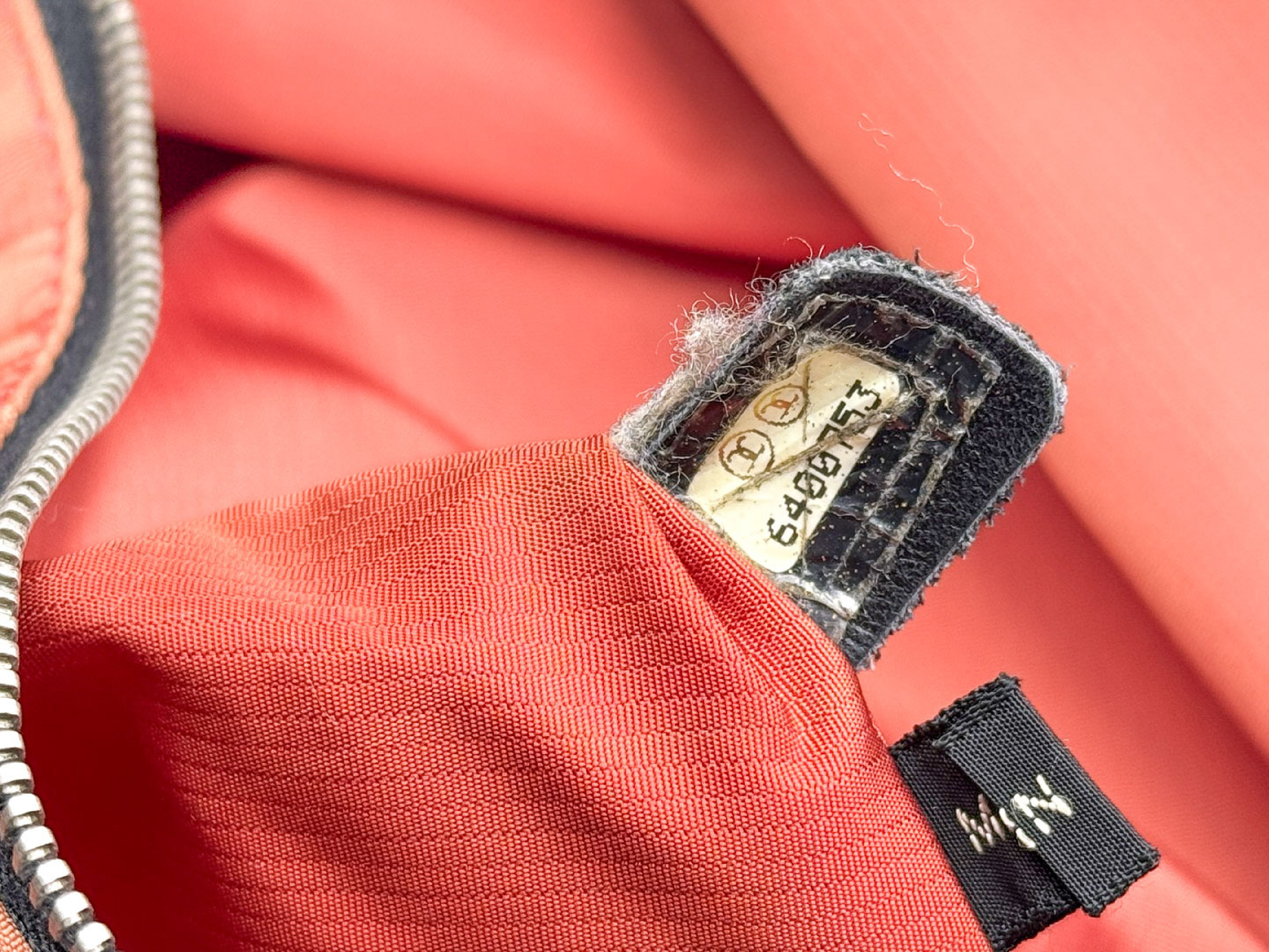 Old Travel Line Series 6 Tote Bag — view 9