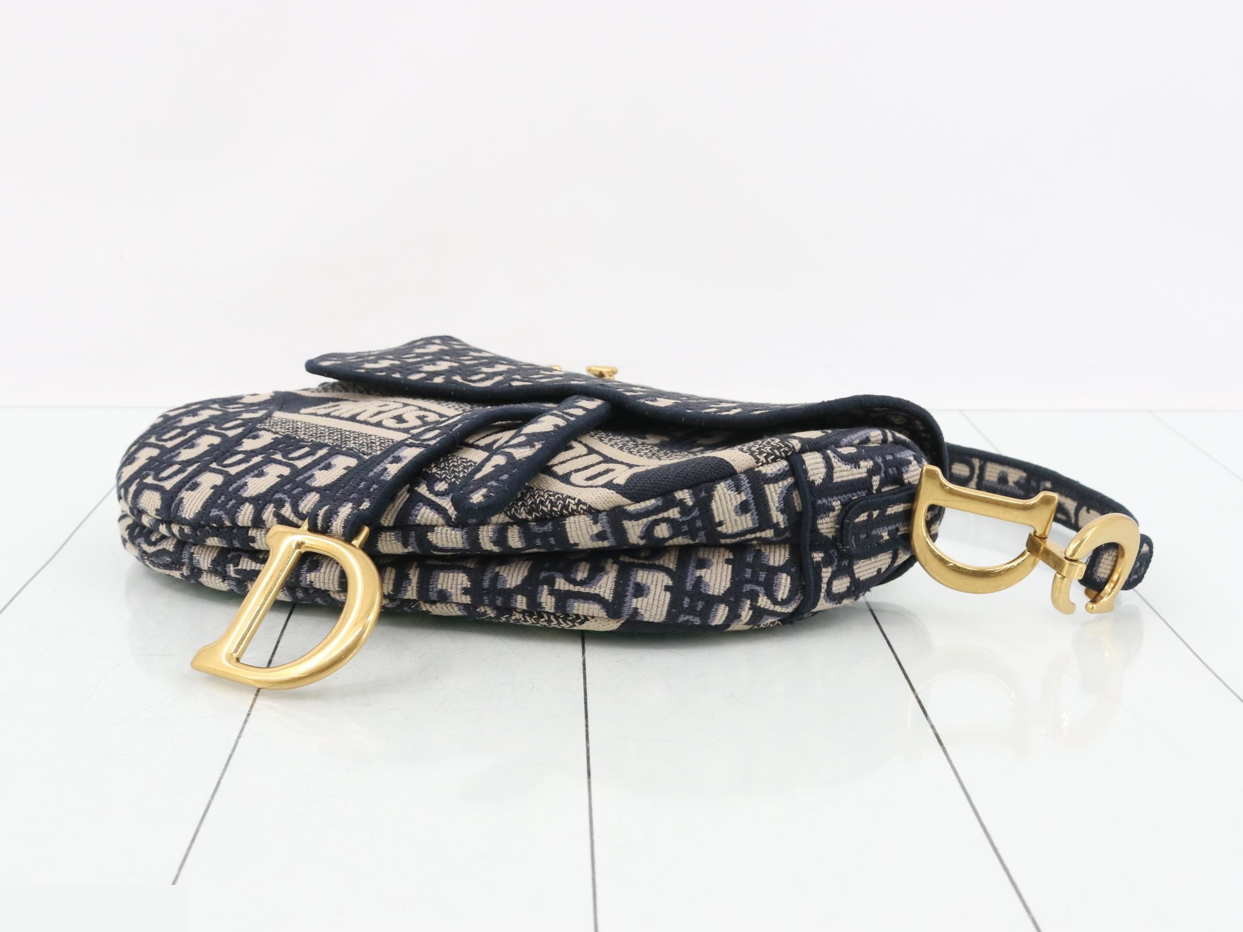 Saddlebag, Oblique Embroidery, One-Shoulder Bag — view 6