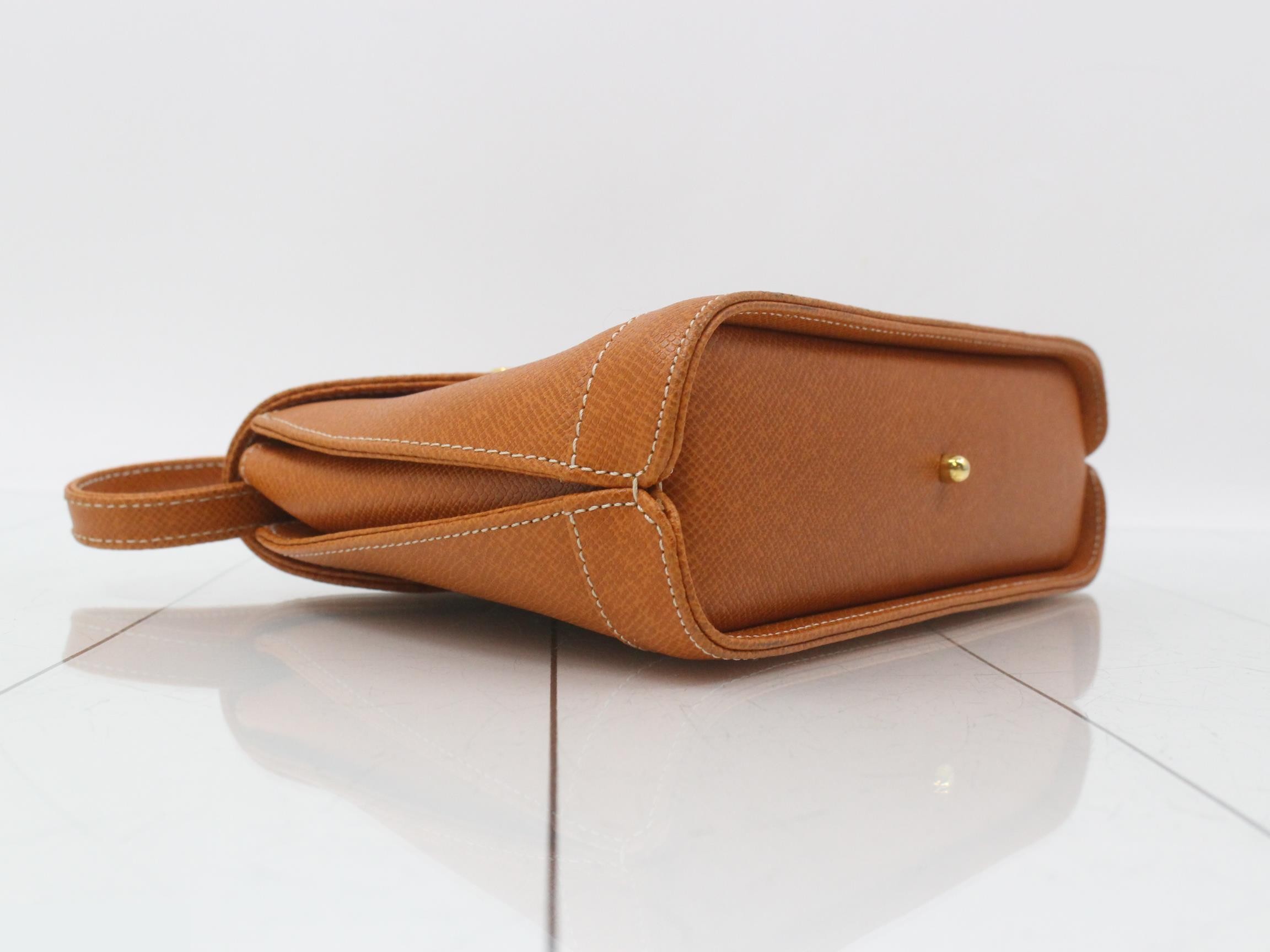 V-Lock Shoulder Bag — view 5