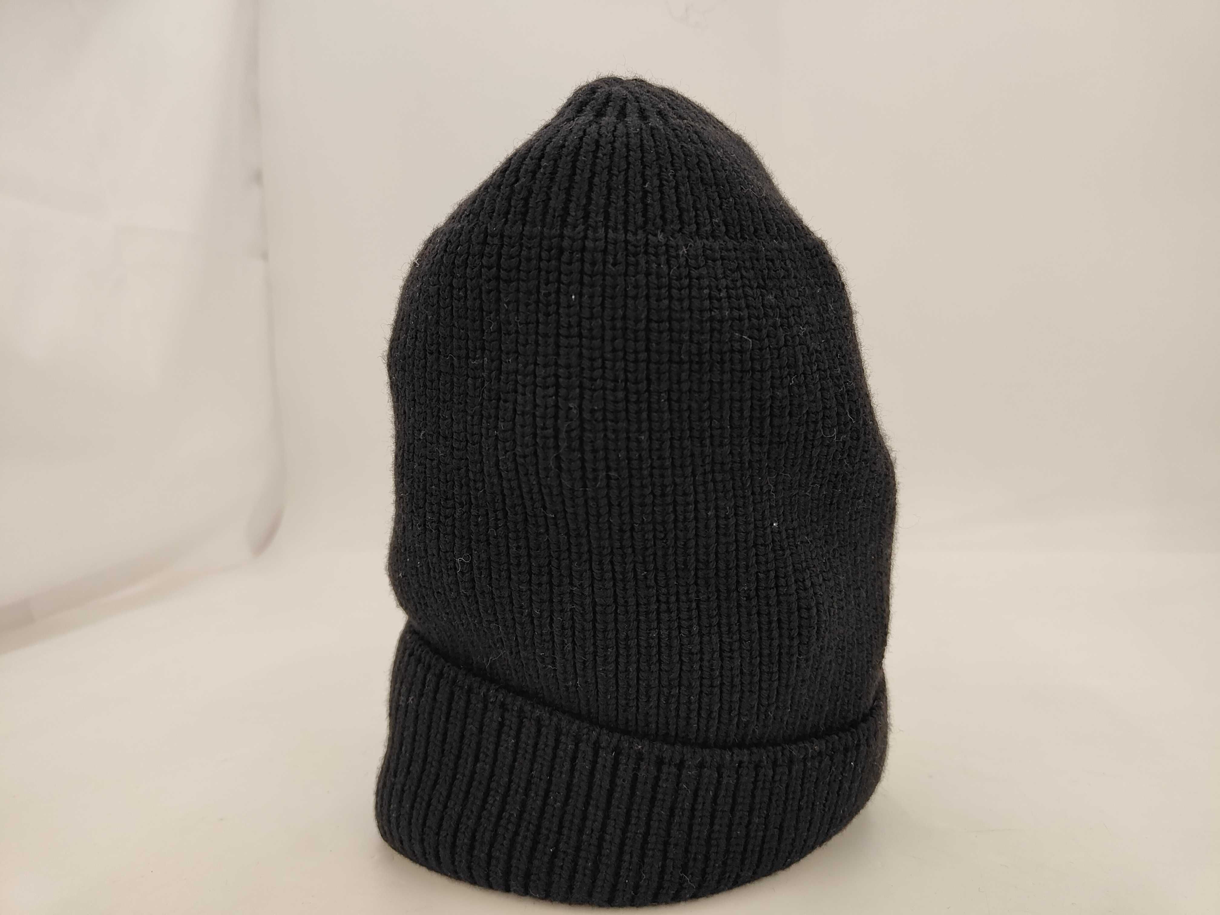 hats and other accessories — view 3