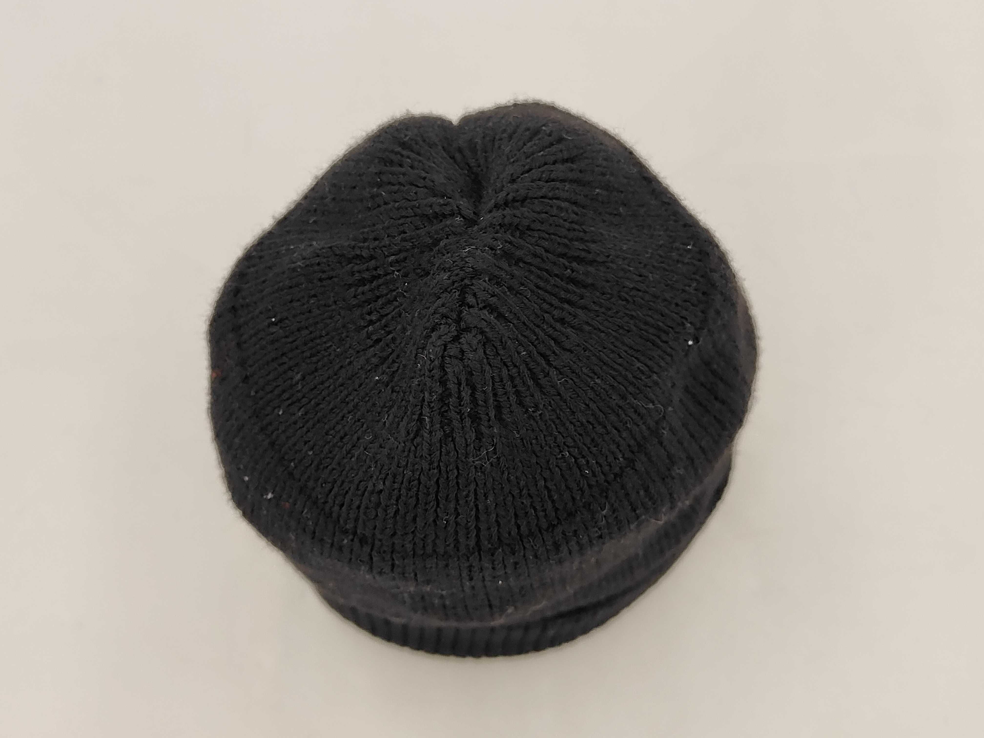 hats and other accessories — view 6