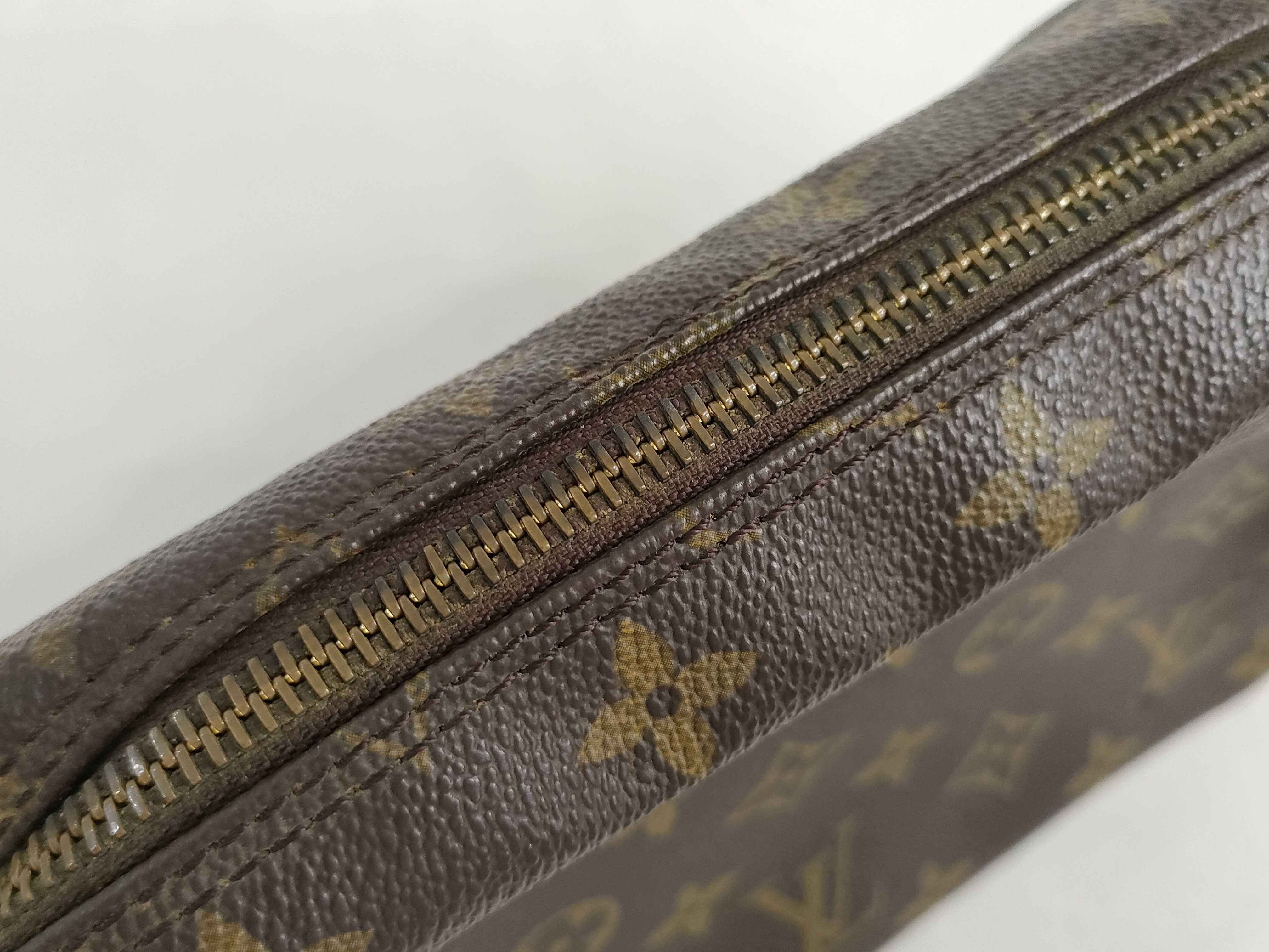 Monogram Louis Vuitton Monogram Trousseau Toilette Pouch — view 5