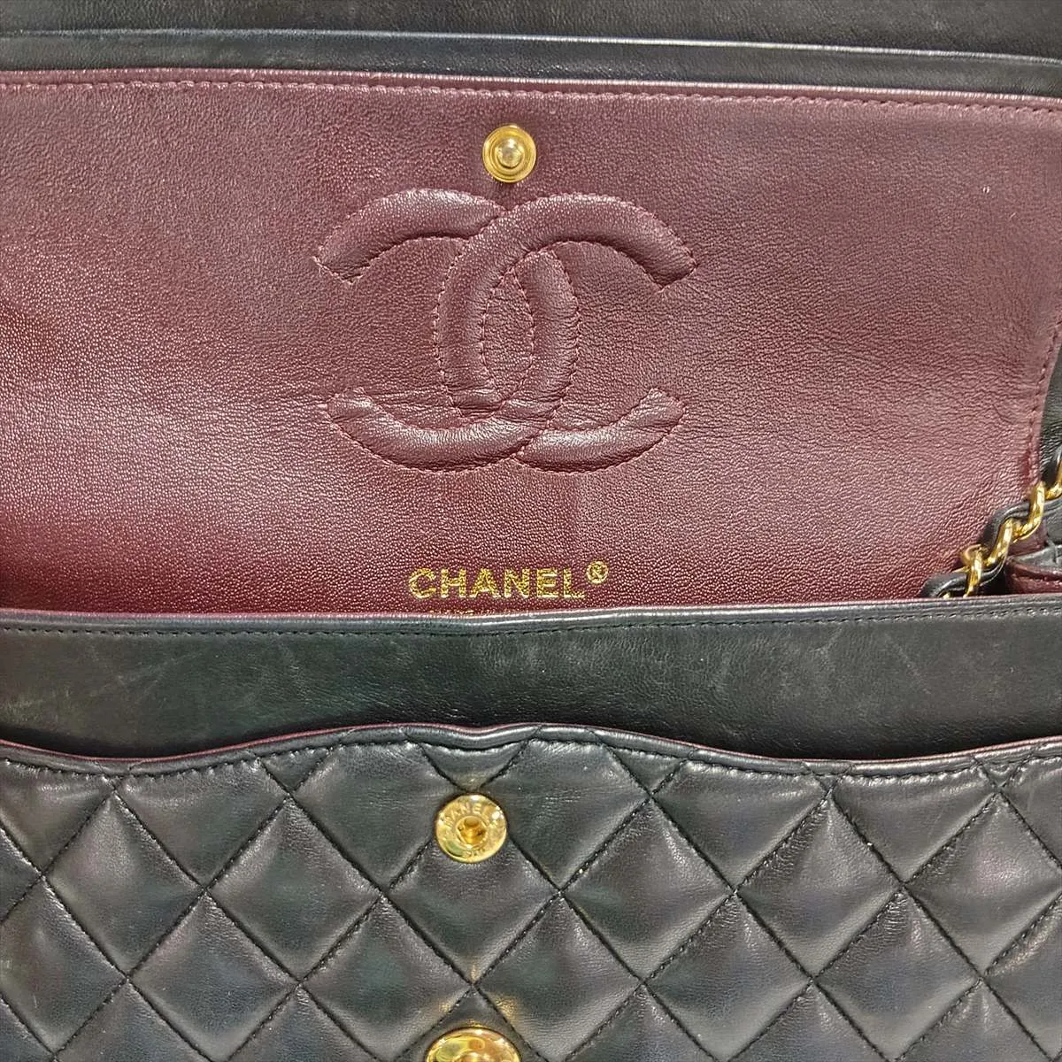 [Individually packaged] Chanel Matelassé 25 Lambskin Double Flap Double Chain Bag, Black with Gold Hardware, 19559657, Serial Number , A01112 — view 15