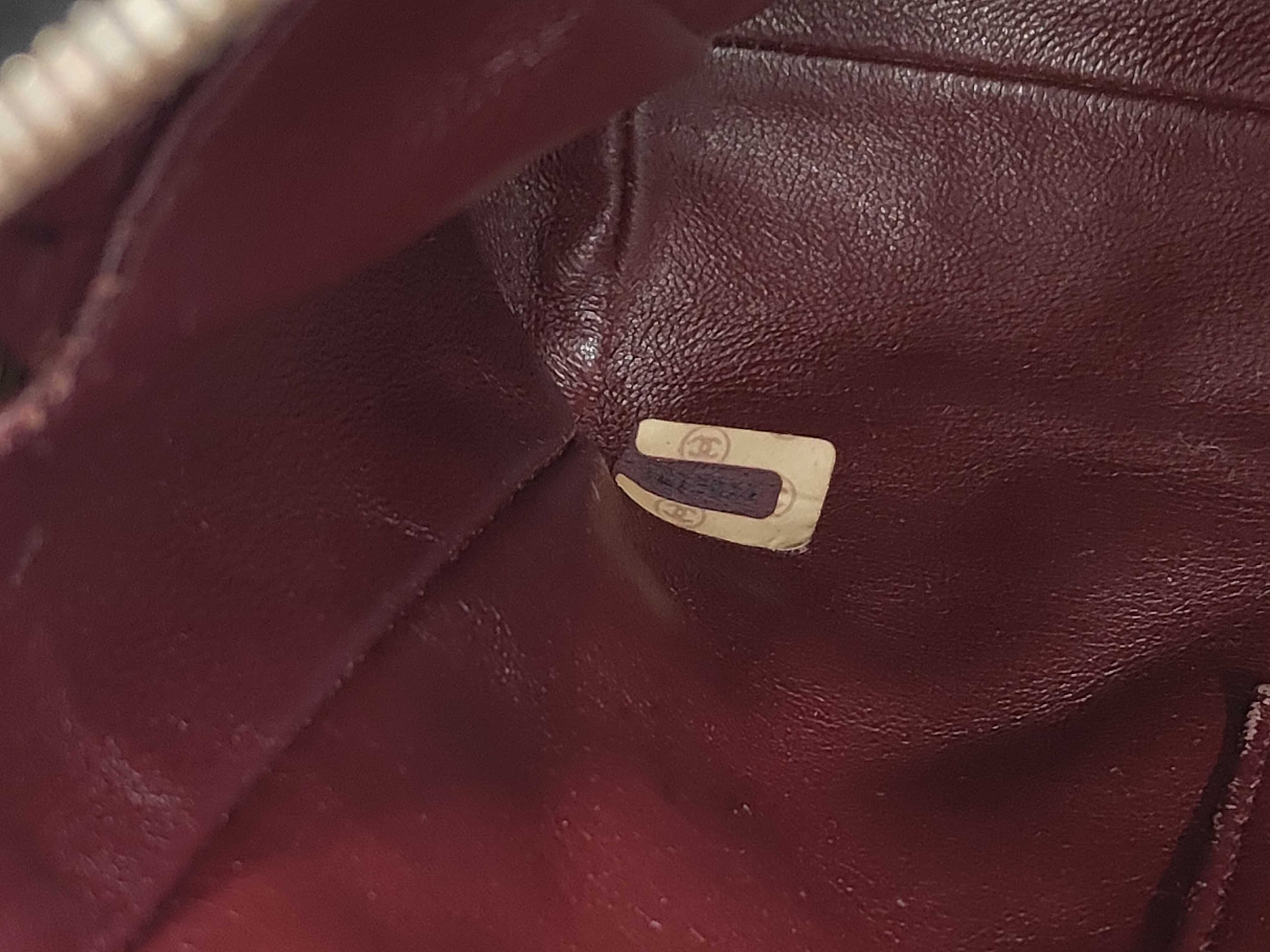 Matelassé Logo Chain Handbag (Series 1) — view 11
