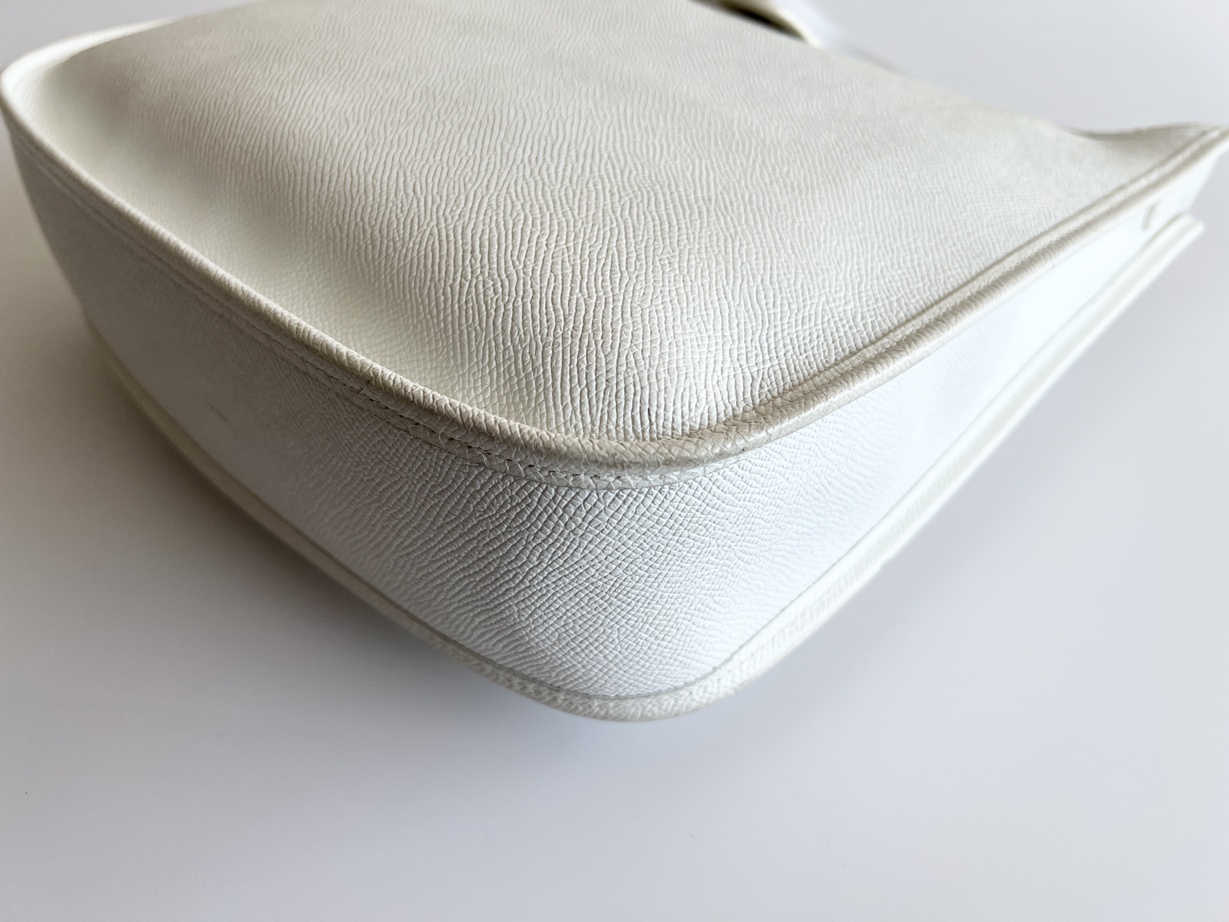 Evelyne 1PM ( L stamp) Leather One Shoulder Bag — view 12