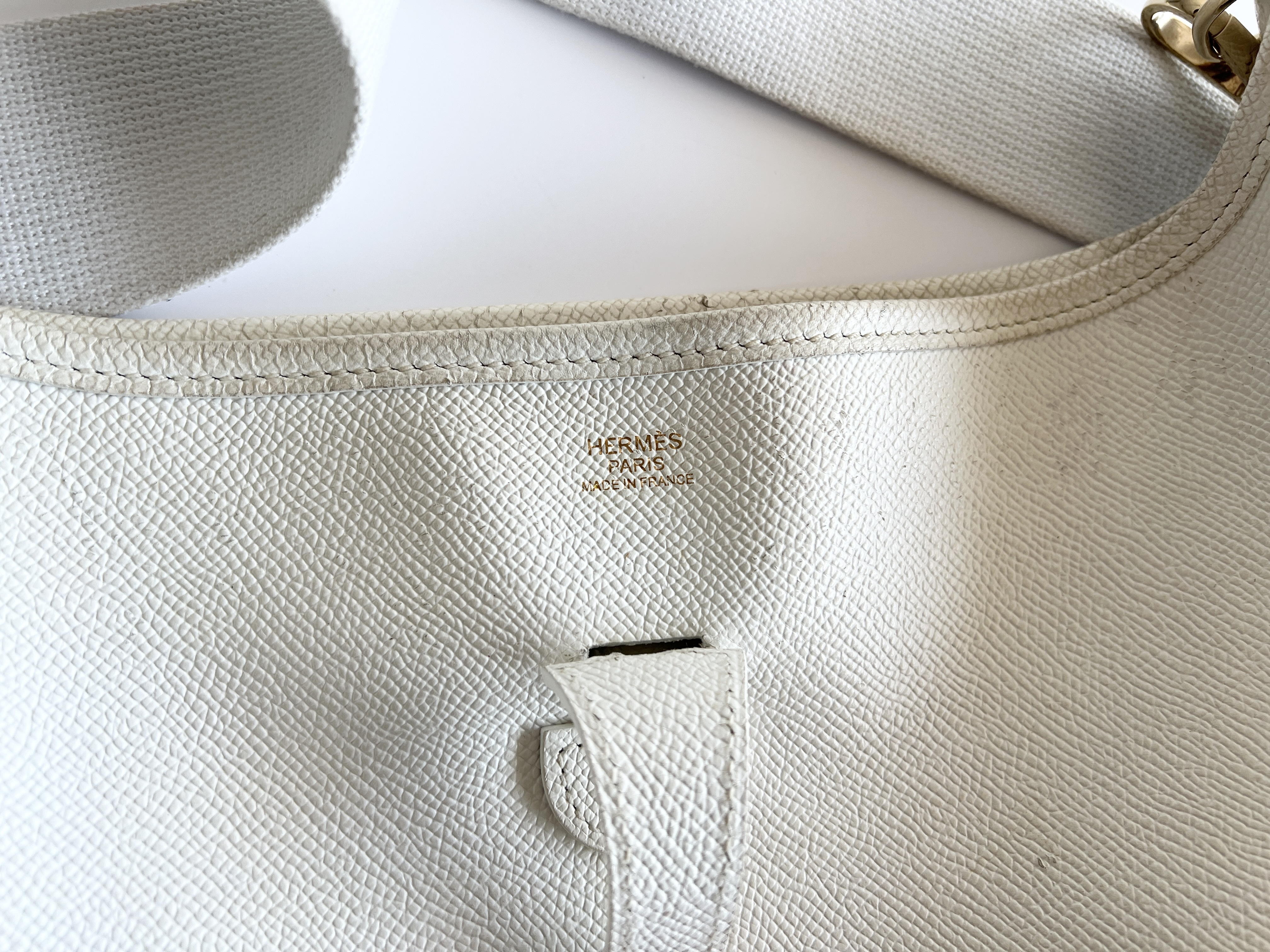 Evelyne 1PM ( L stamp) Leather One Shoulder Bag — view 4