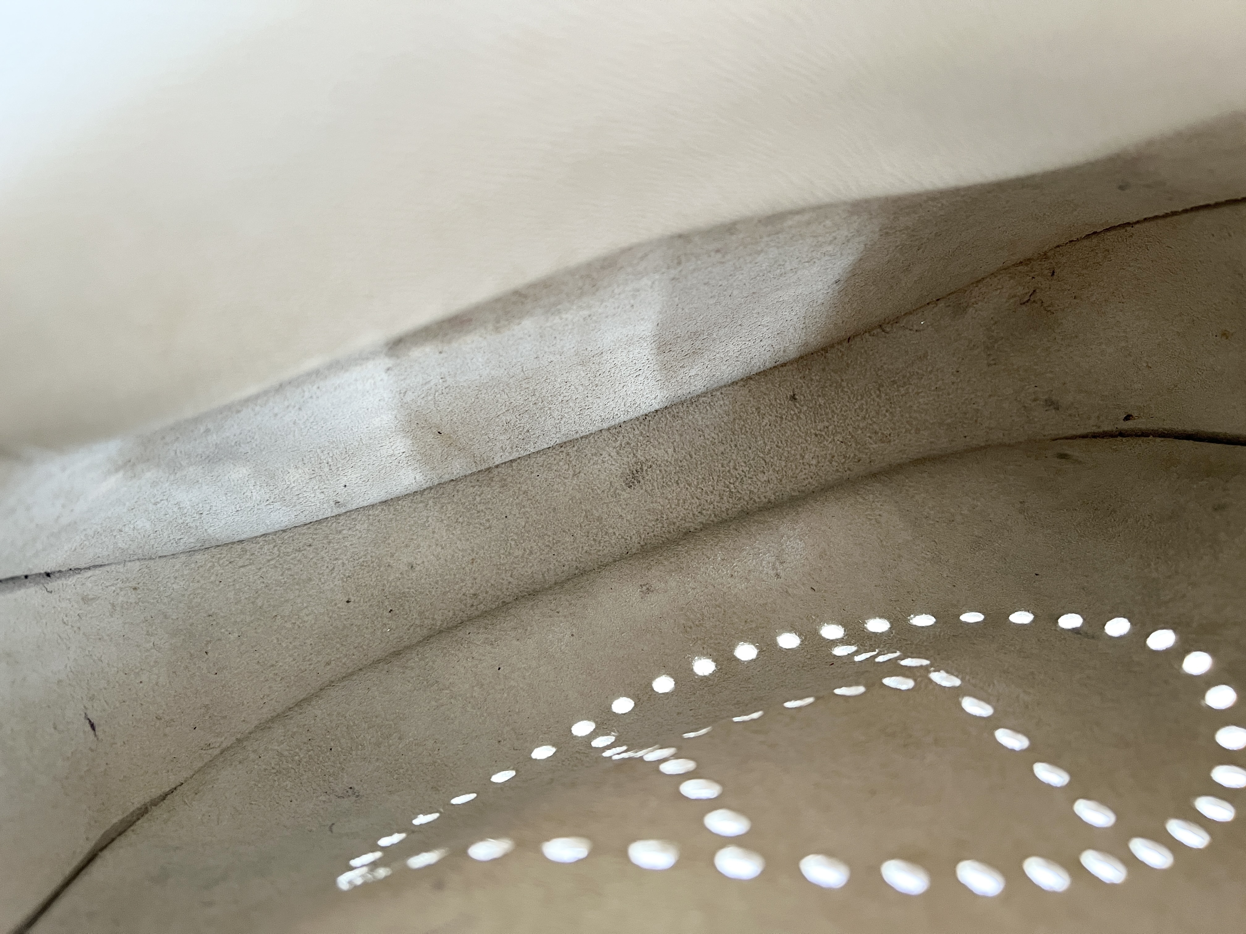 Evelyne 1PM ( L stamp) Leather One Shoulder Bag — view 7