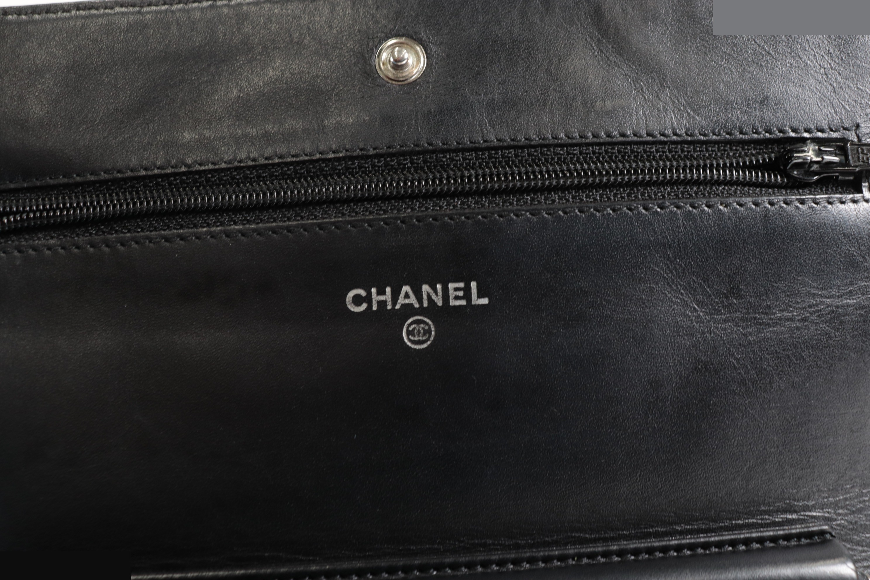 Coco Mark Caviar Chain Wallet, Serial Number 19 — view 7