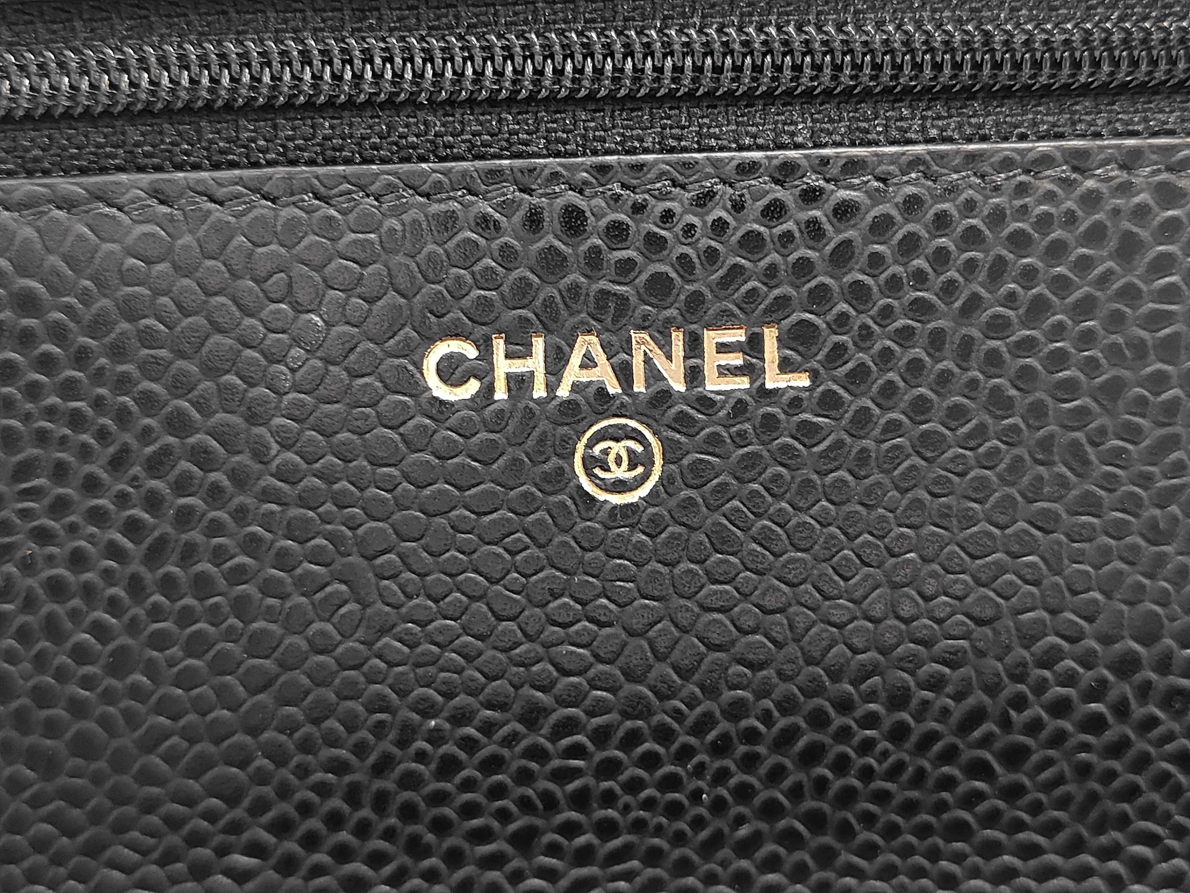 Matelassé Chain Wallet, Caviar Leather, Black, Gold Hardware, Shoulder Bag — view 9