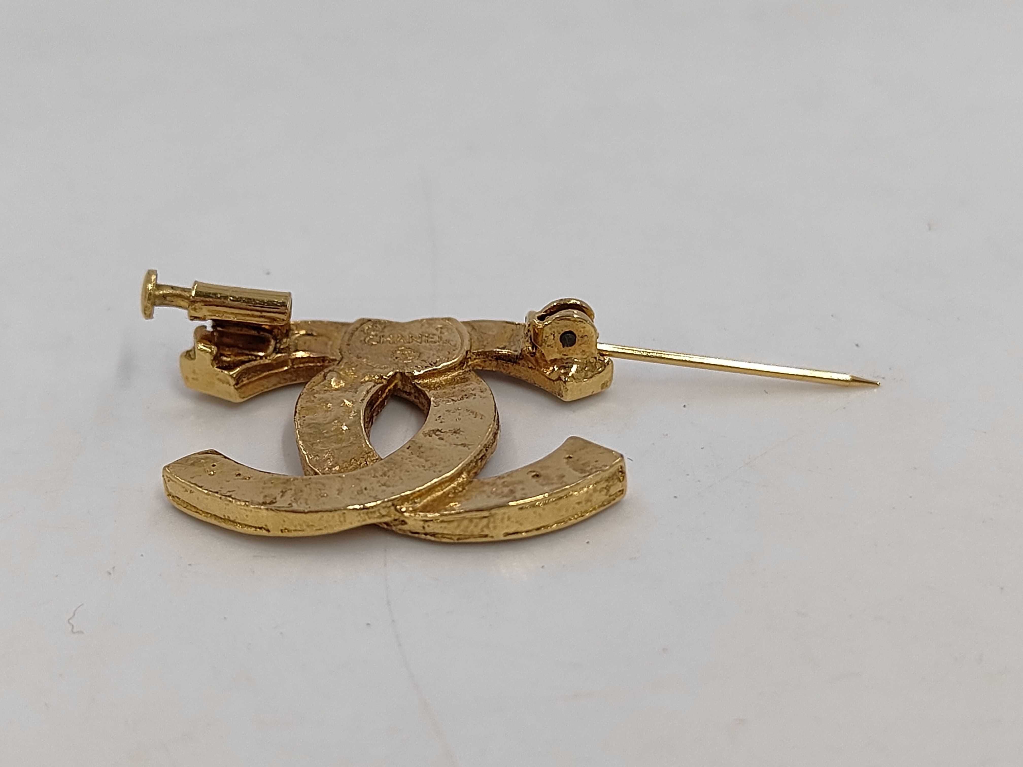 brooch and other brand jewelry brooch — view 4