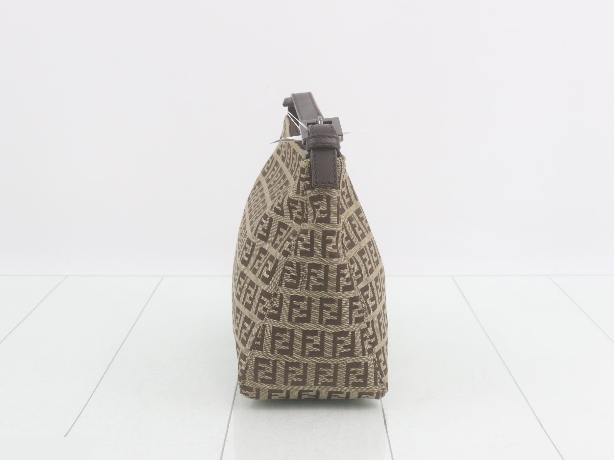 Accessory pouch — view 4