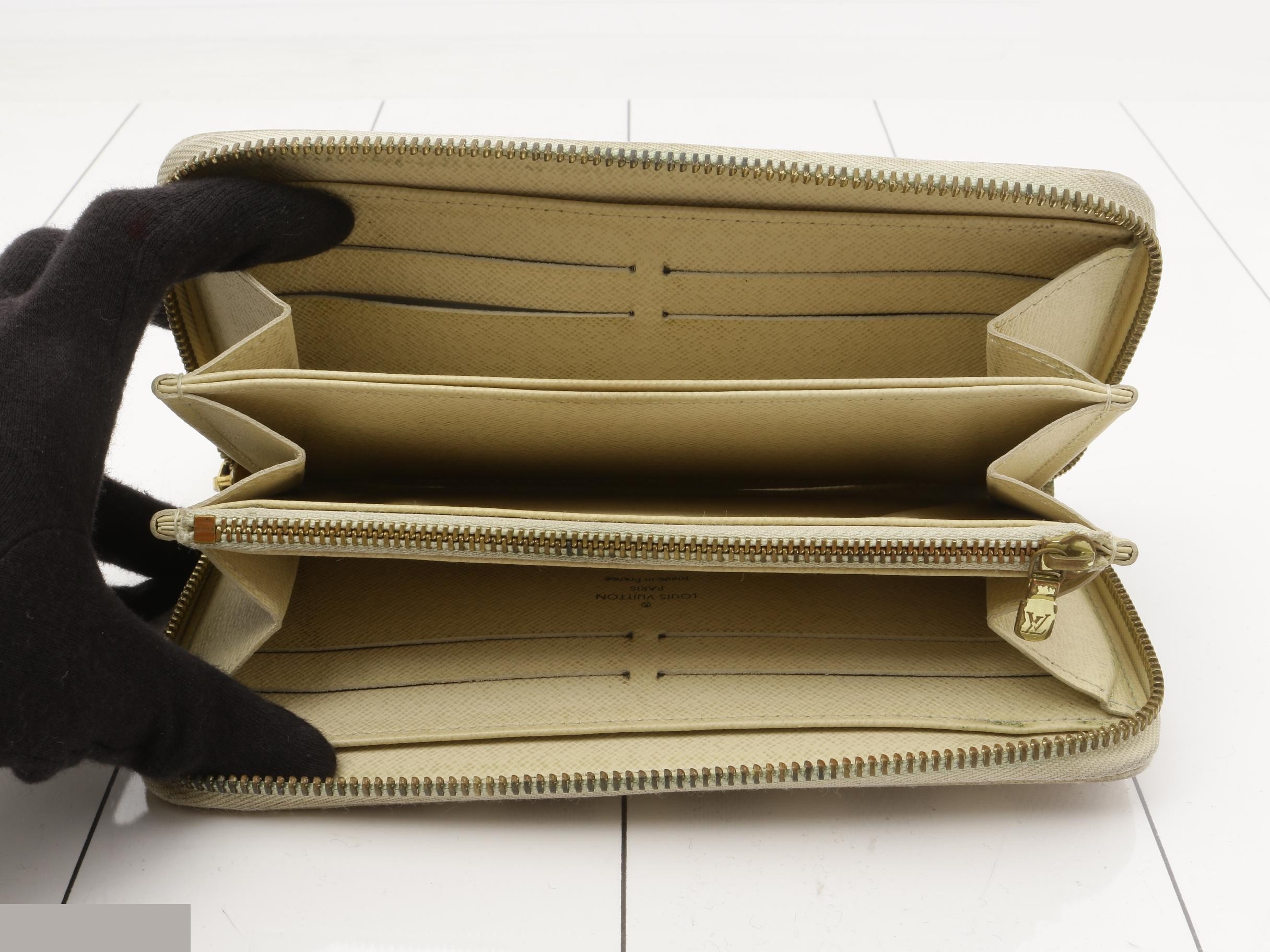 Zippy Wallet — view 4