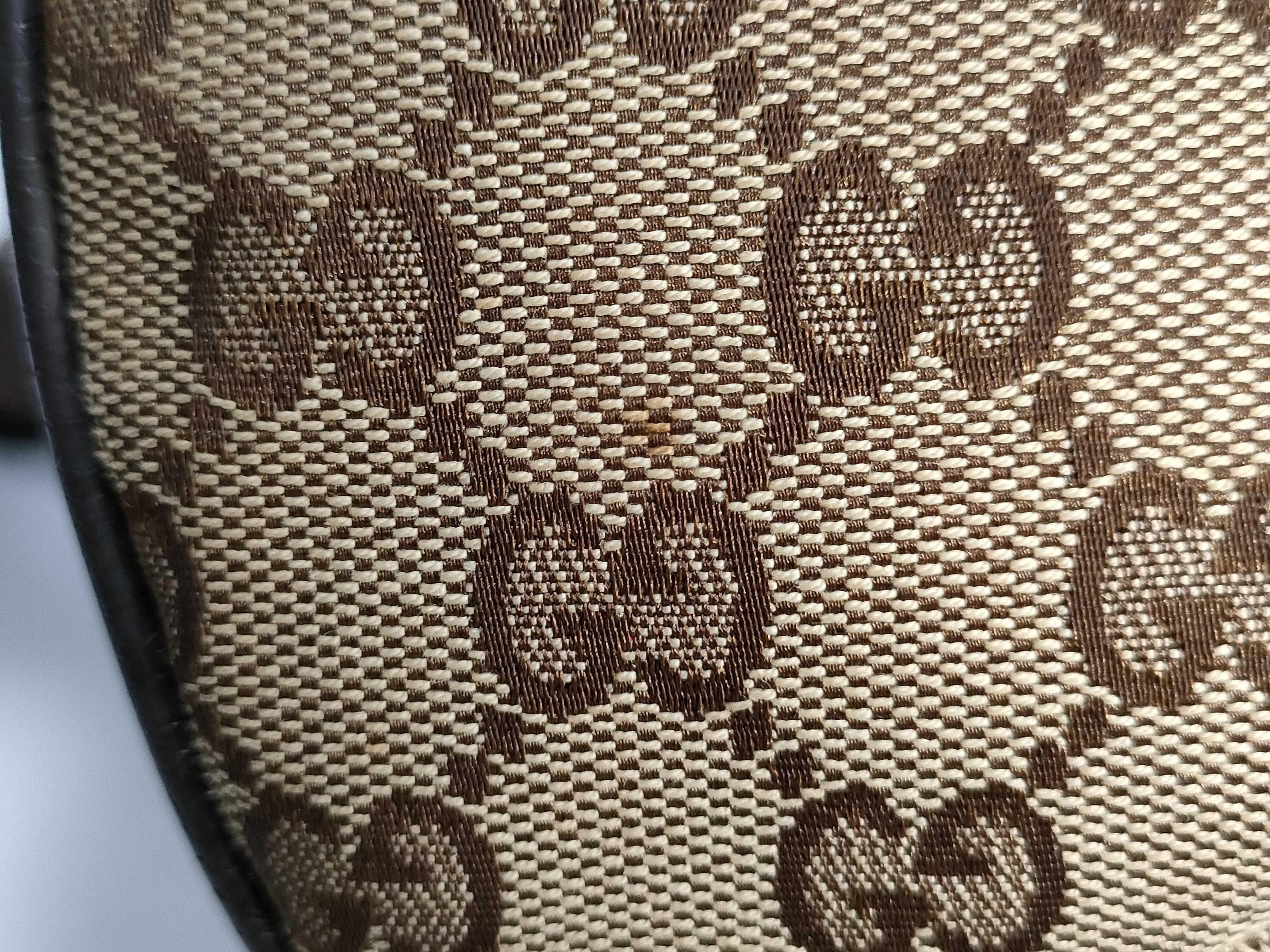 GG Canvas Shoulder Crossbody Bag — view 8