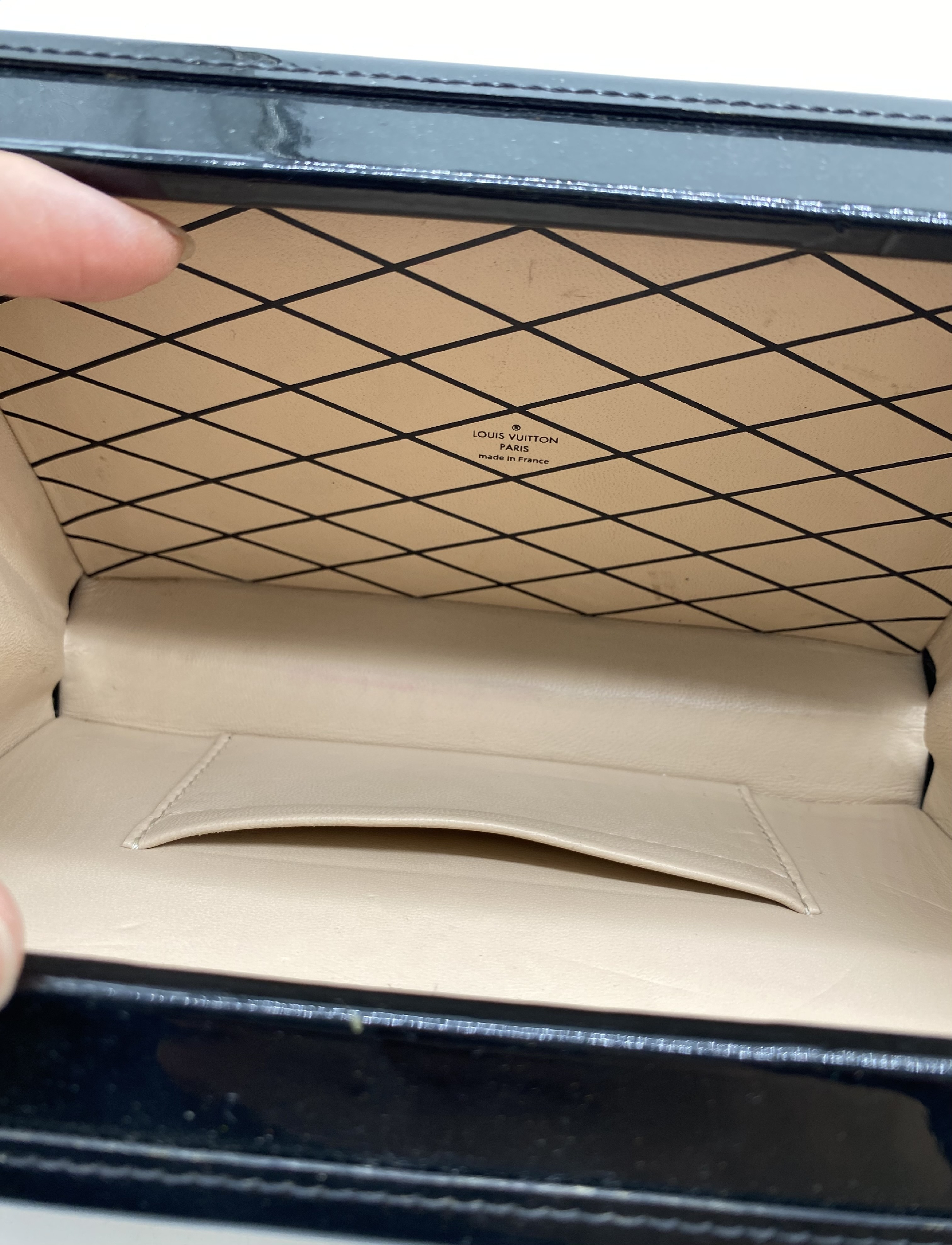 Petite Malle DU1105 Shoulder Bag — view 7