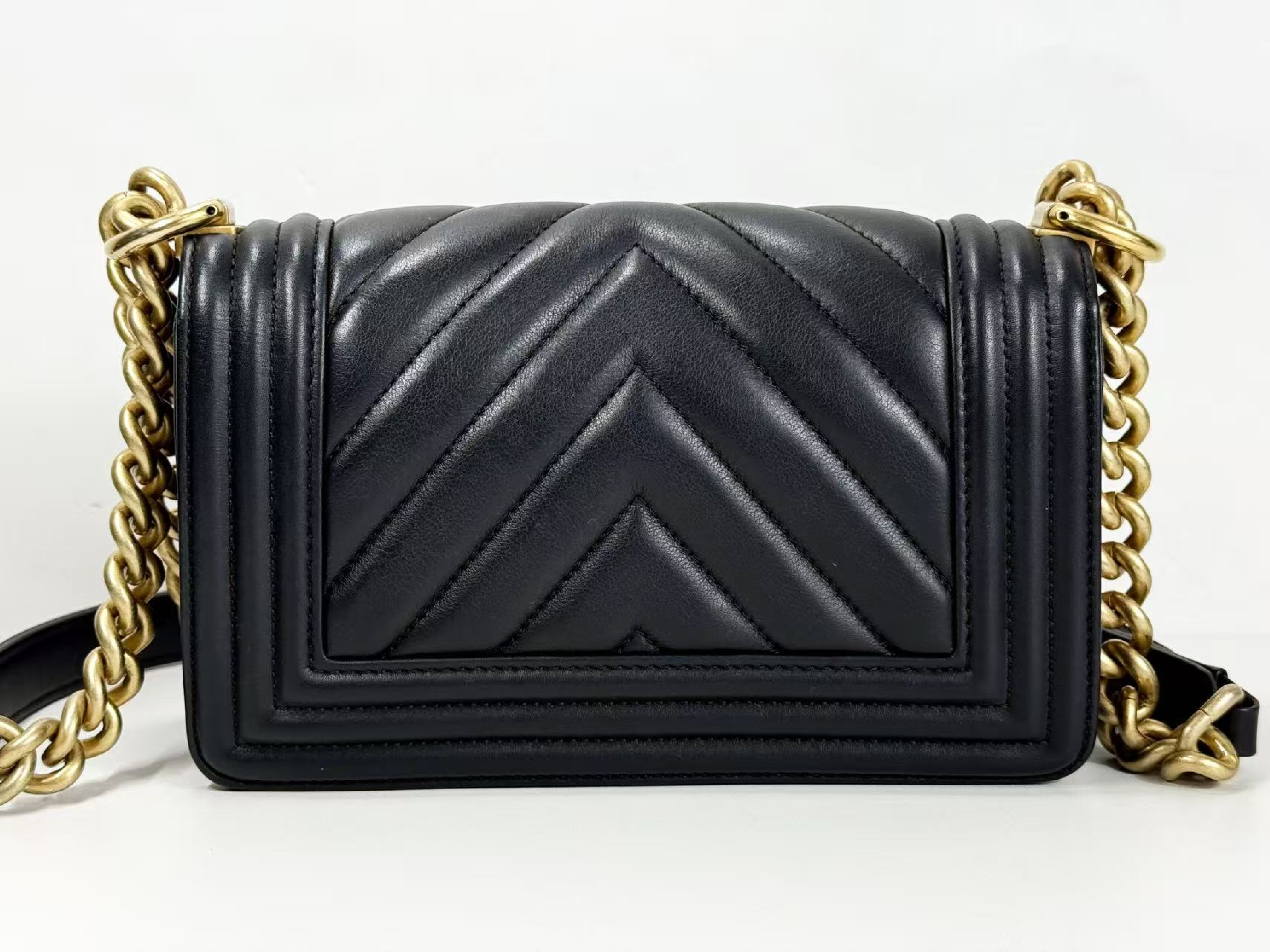 Black Boy Chevron Shoulder Bag, Approx. W20cm, Serial Number , Vintage Gold Hardware, with Dust Bag and Sticker, Item Number 28769805, Excellent Condition (A-AB) — view 3